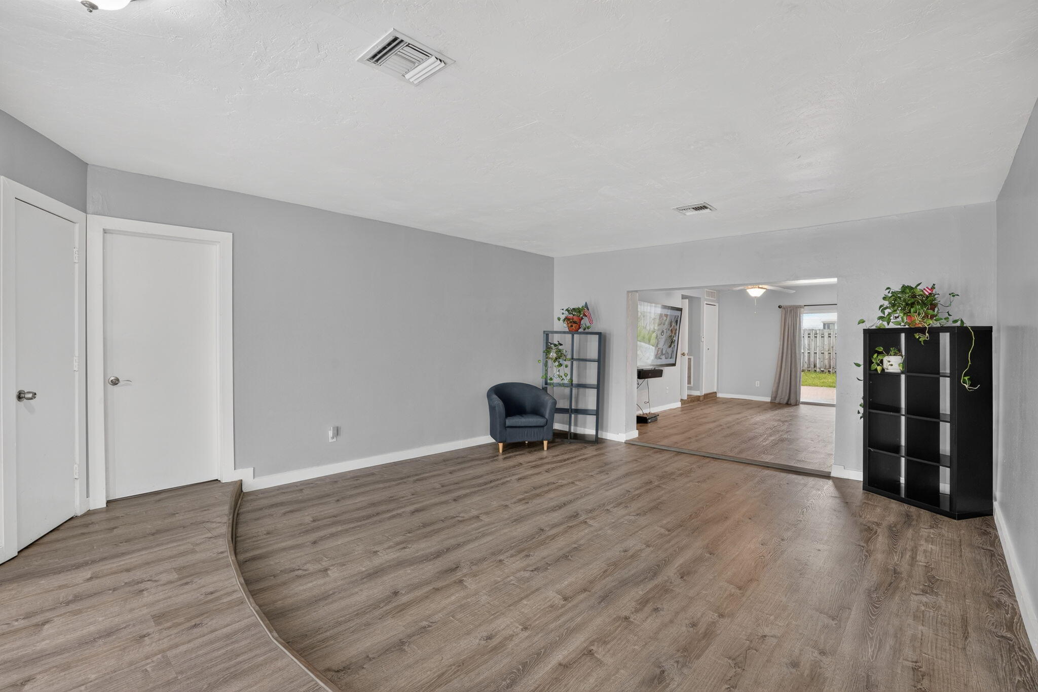 641 NW 43rd Avenue