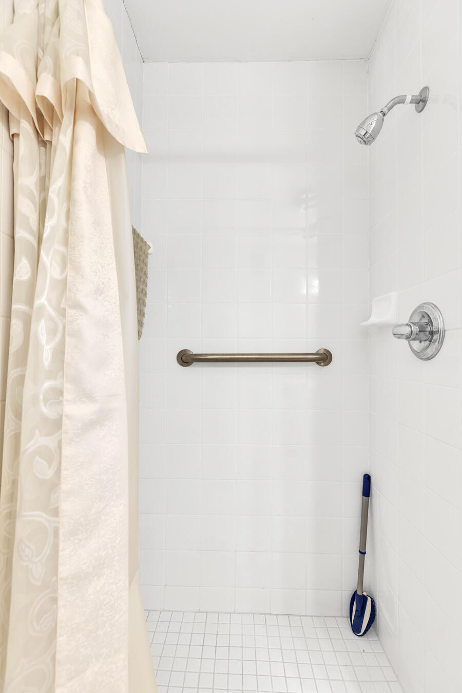 5300 Washington Street Apt D306