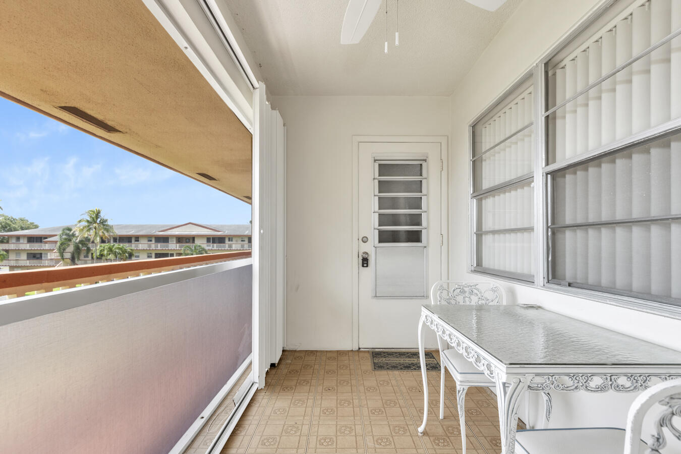 5300 Washington Street Apt D306