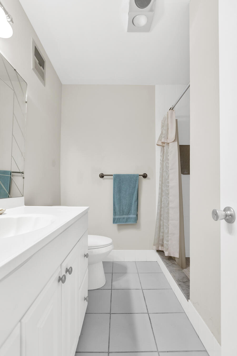 5300 Washington Street Apt D306