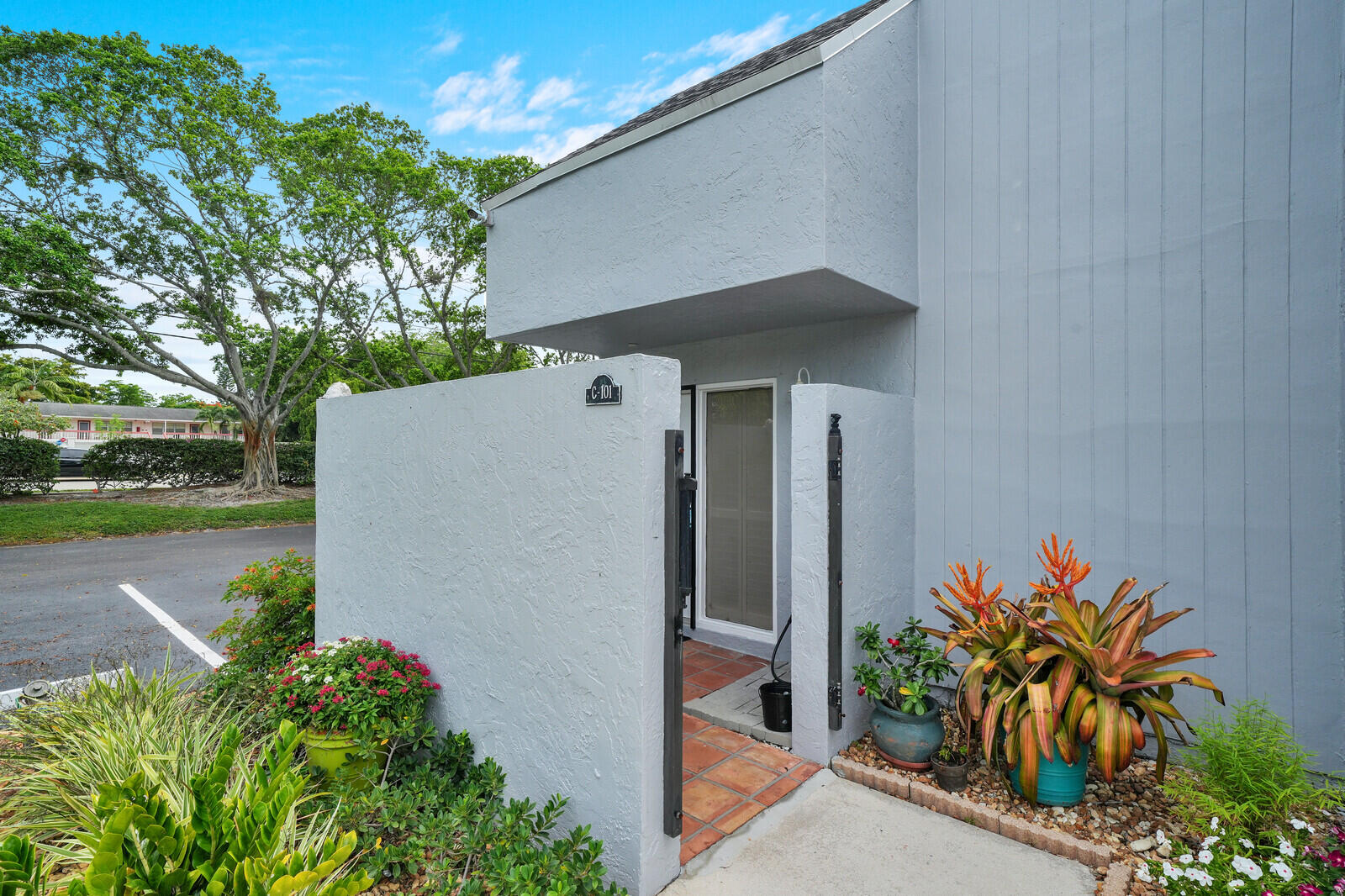 25 Deer Creek Road C101