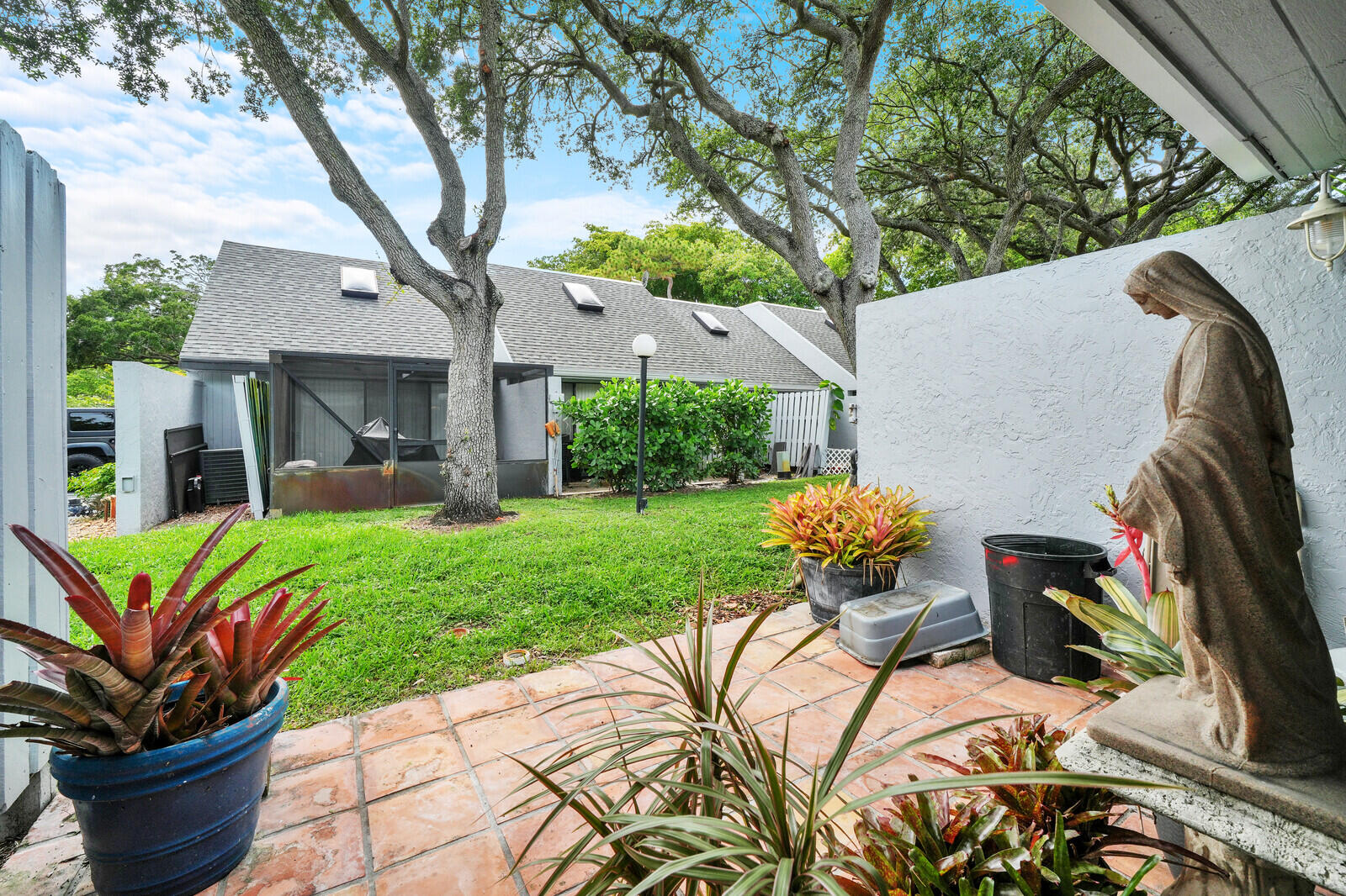 25 Deer Creek Road C101