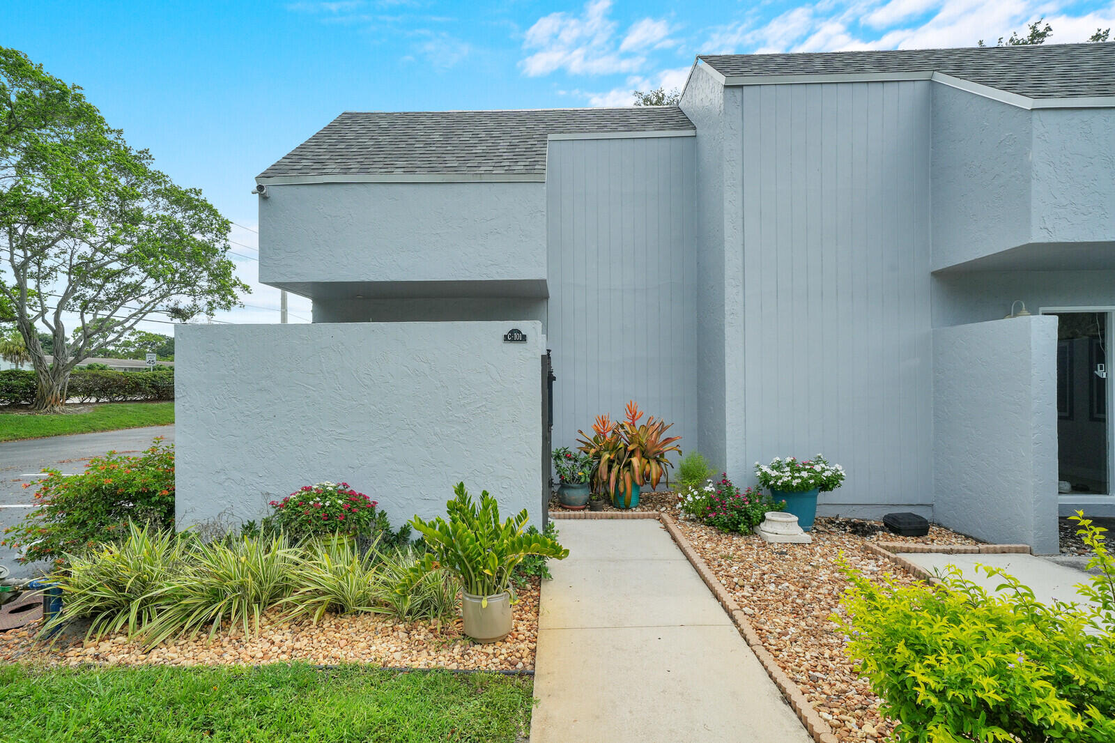 25 Deer Creek Road C101