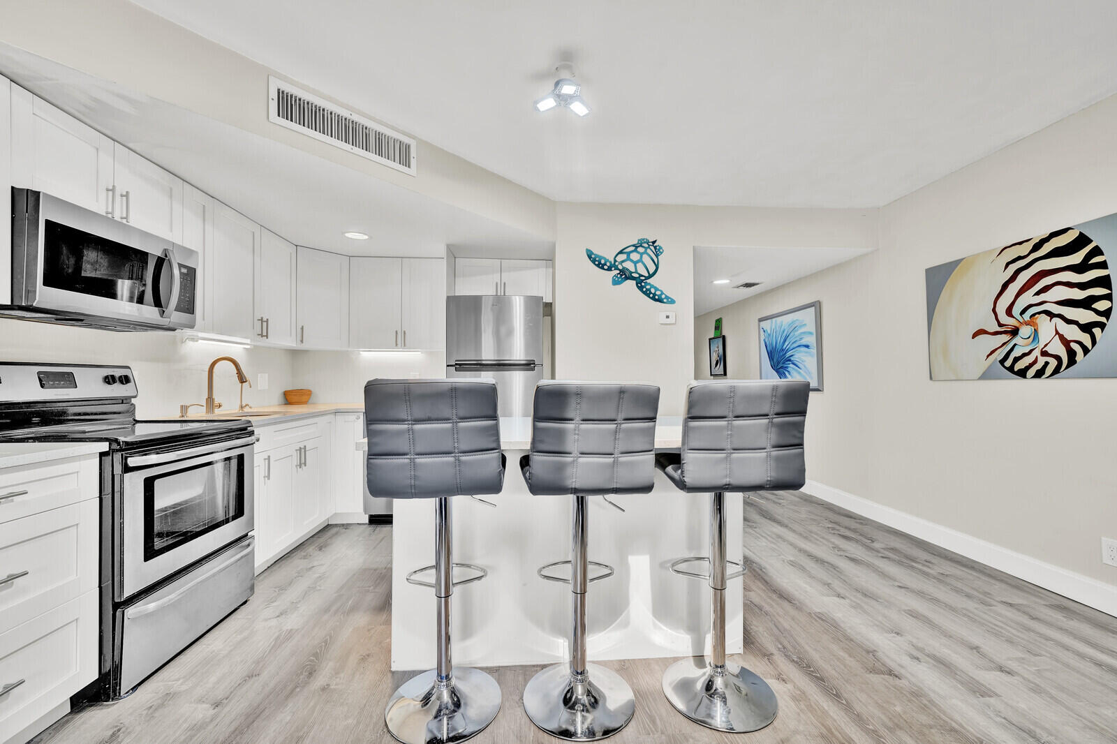 25 Deer Creek Road C101
