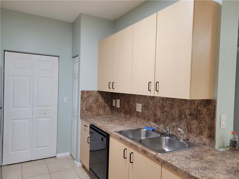 3569 Forest Hill Boulevard 117