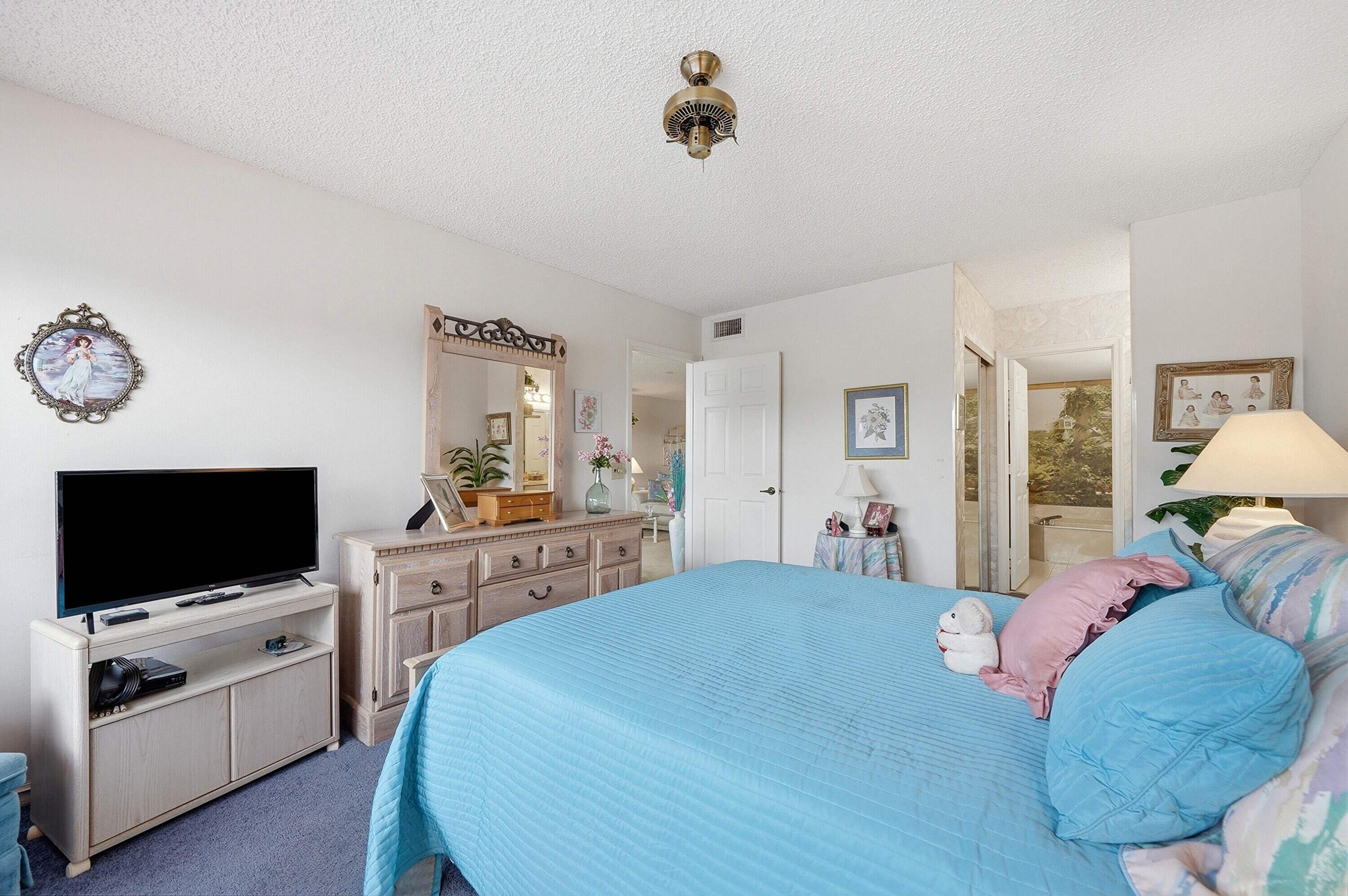 2521 NW 104th Avenue 104