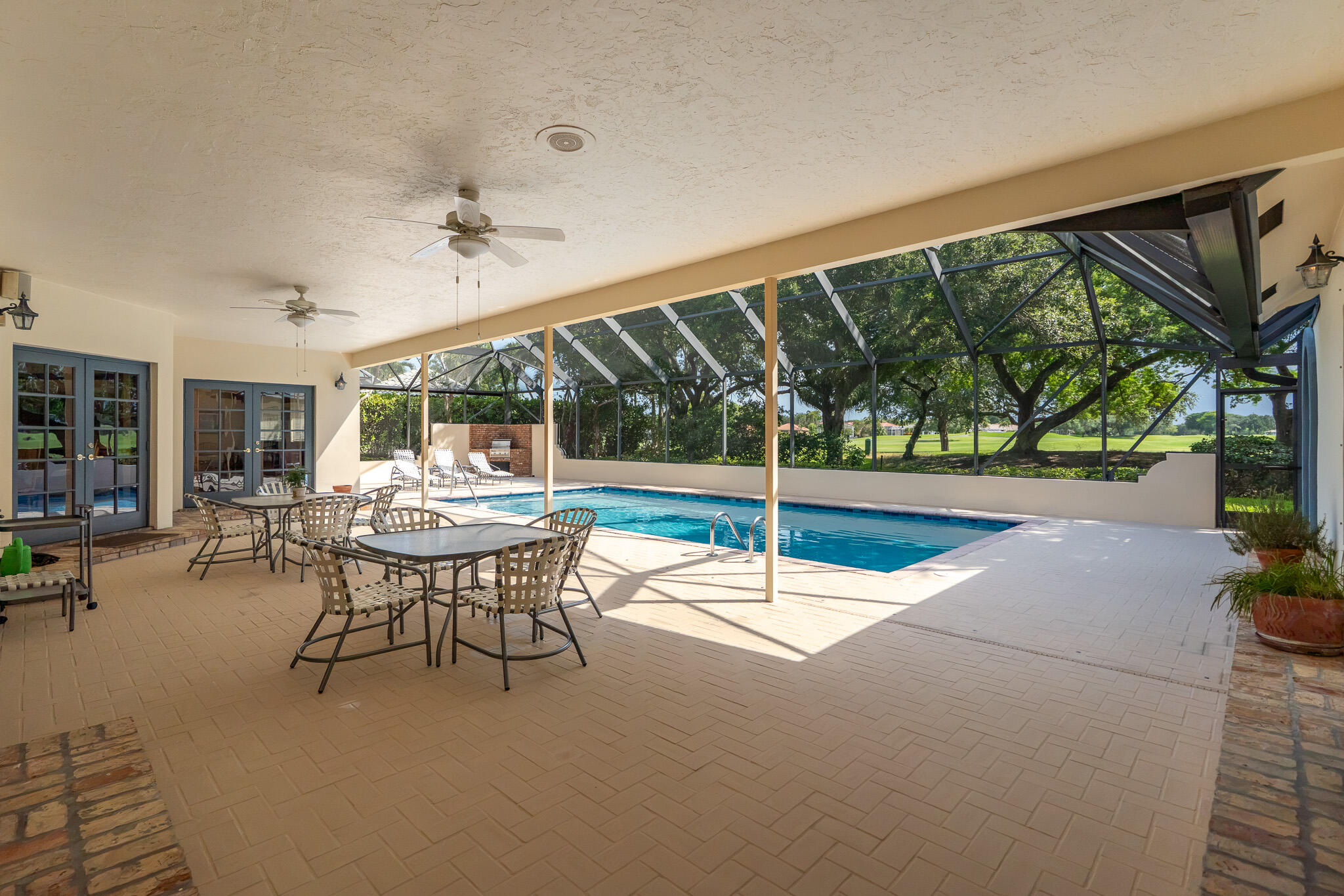 1866 Colonial Drive