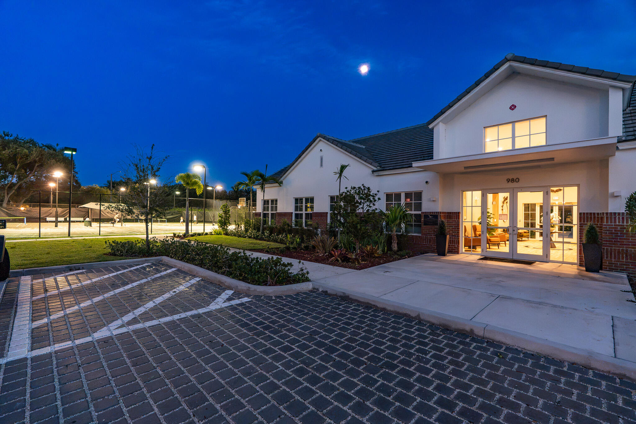 1866 Colonial Drive