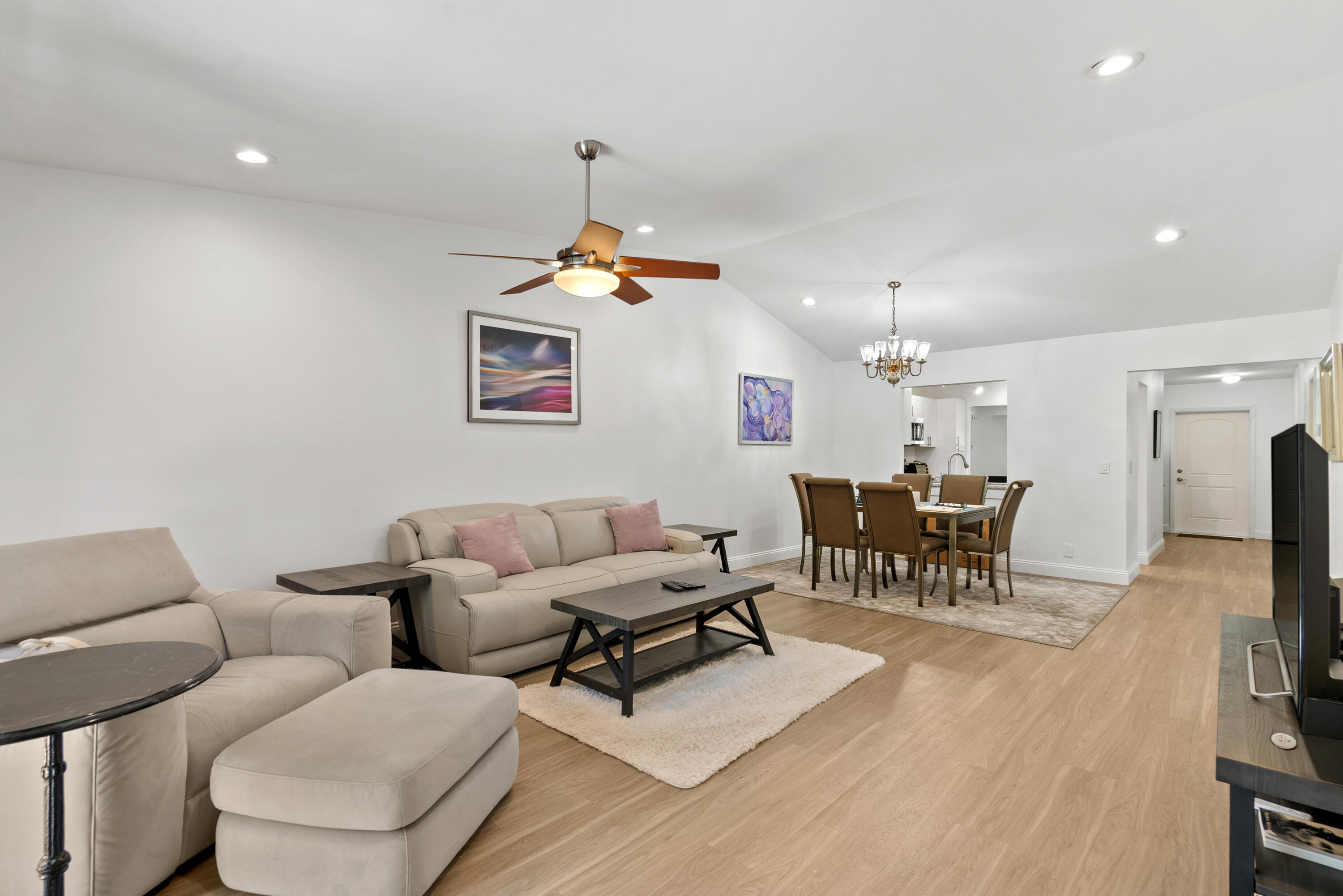 6721 Bridlewood Court