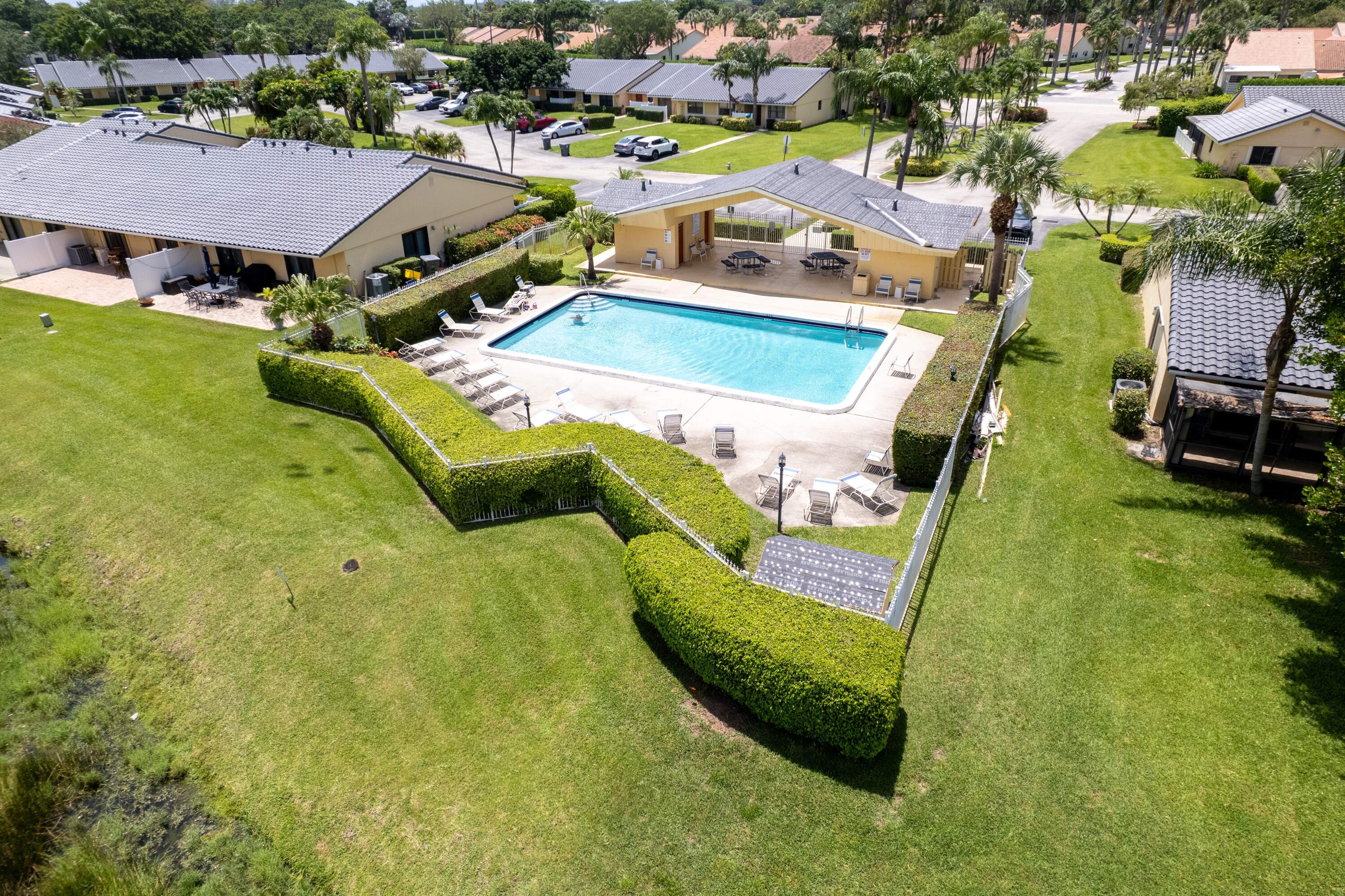 6721 Bridlewood Court