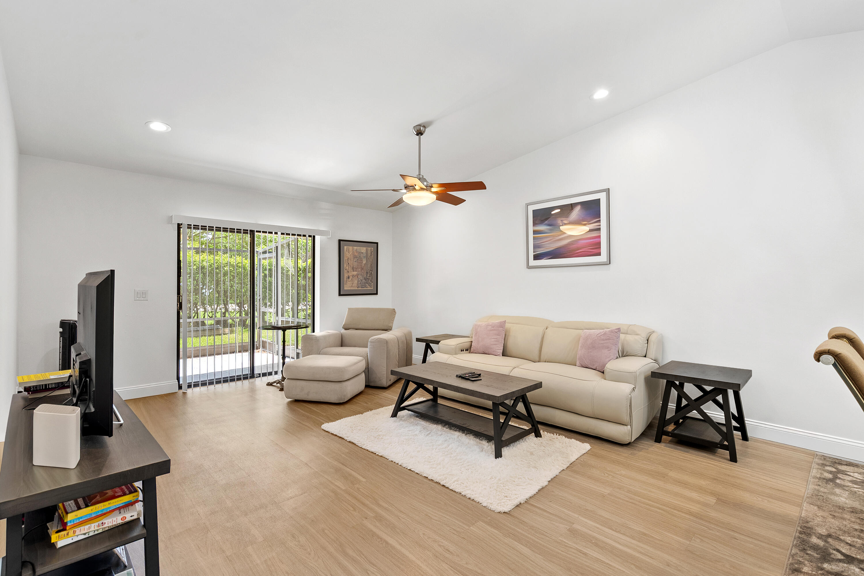 6721 Bridlewood Court