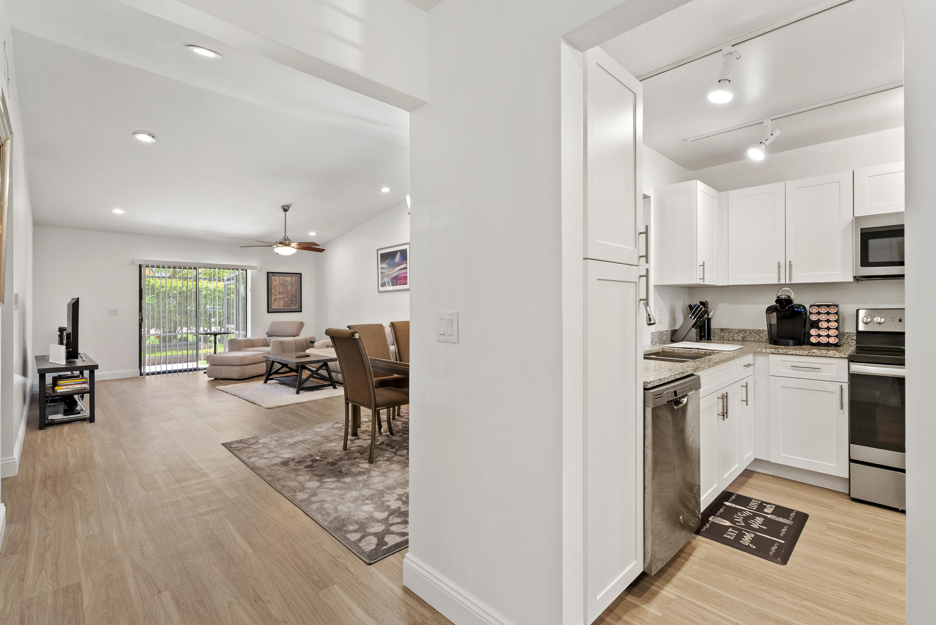 6721 Bridlewood Court