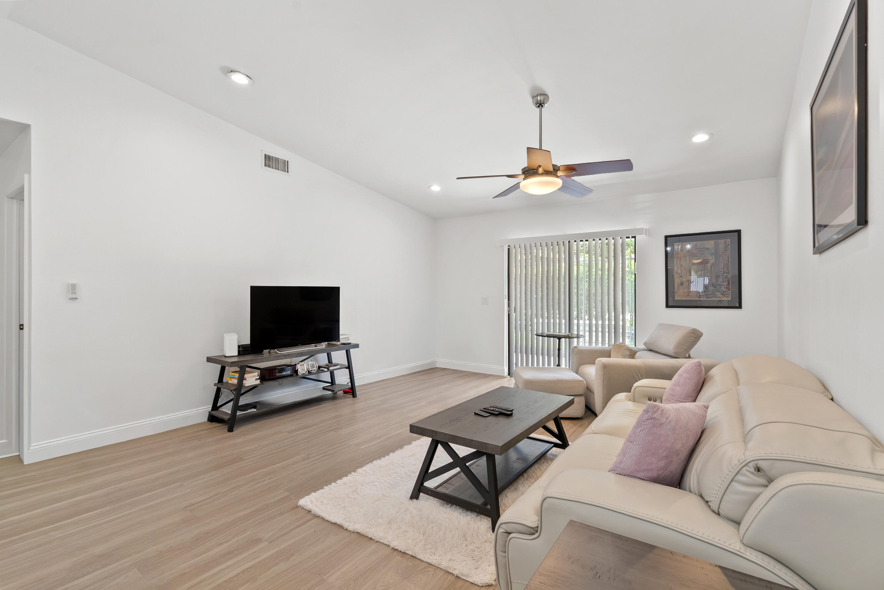 6721 Bridlewood Court