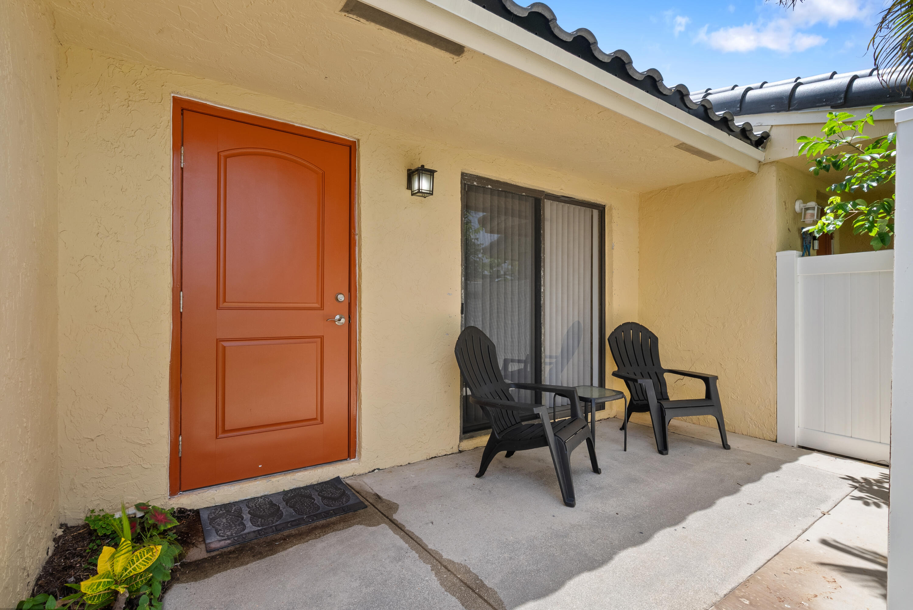 6721 Bridlewood Court