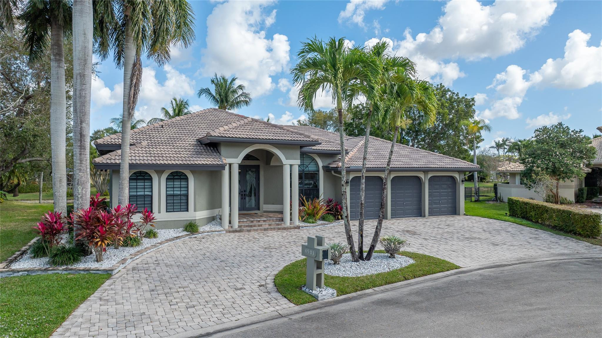 4903 NW 101st Avenue