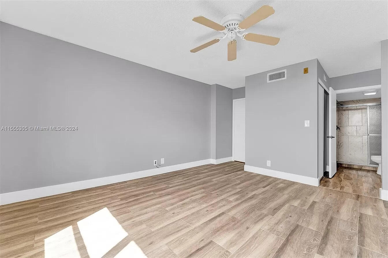 2767 Carambola Circle S 401