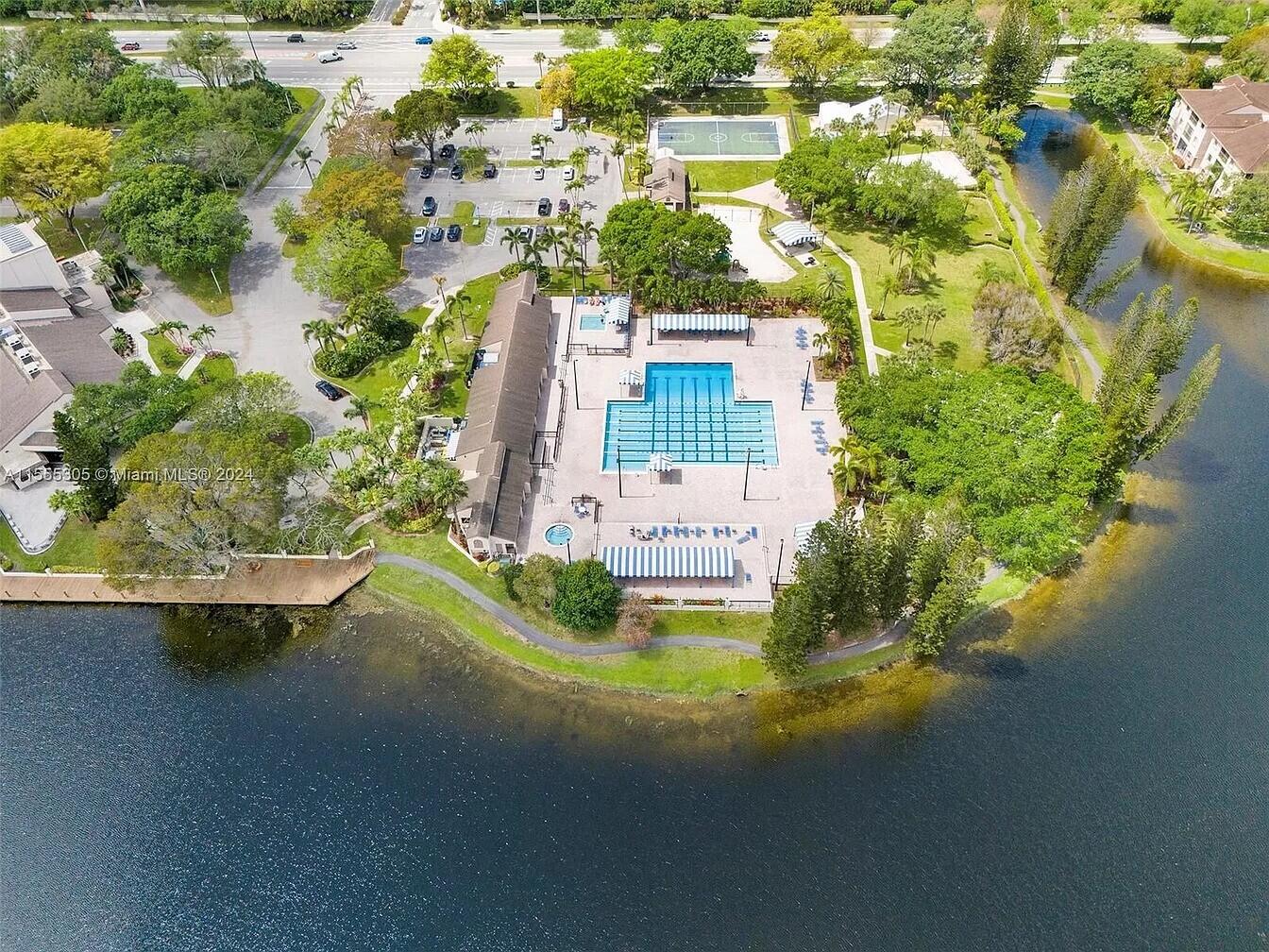 2767 Carambola Circle S 401