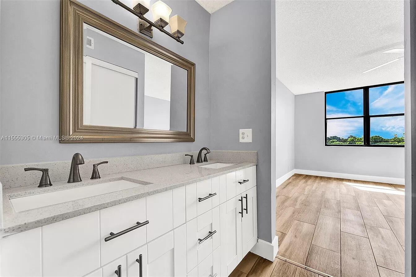 2767 Carambola Circle S 401
