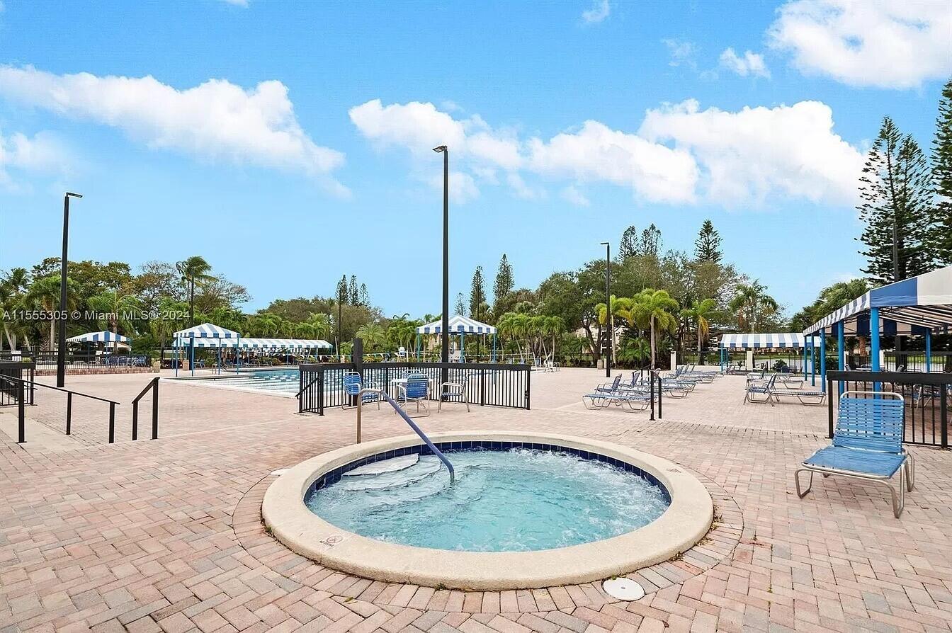 2767 Carambola Circle S 401