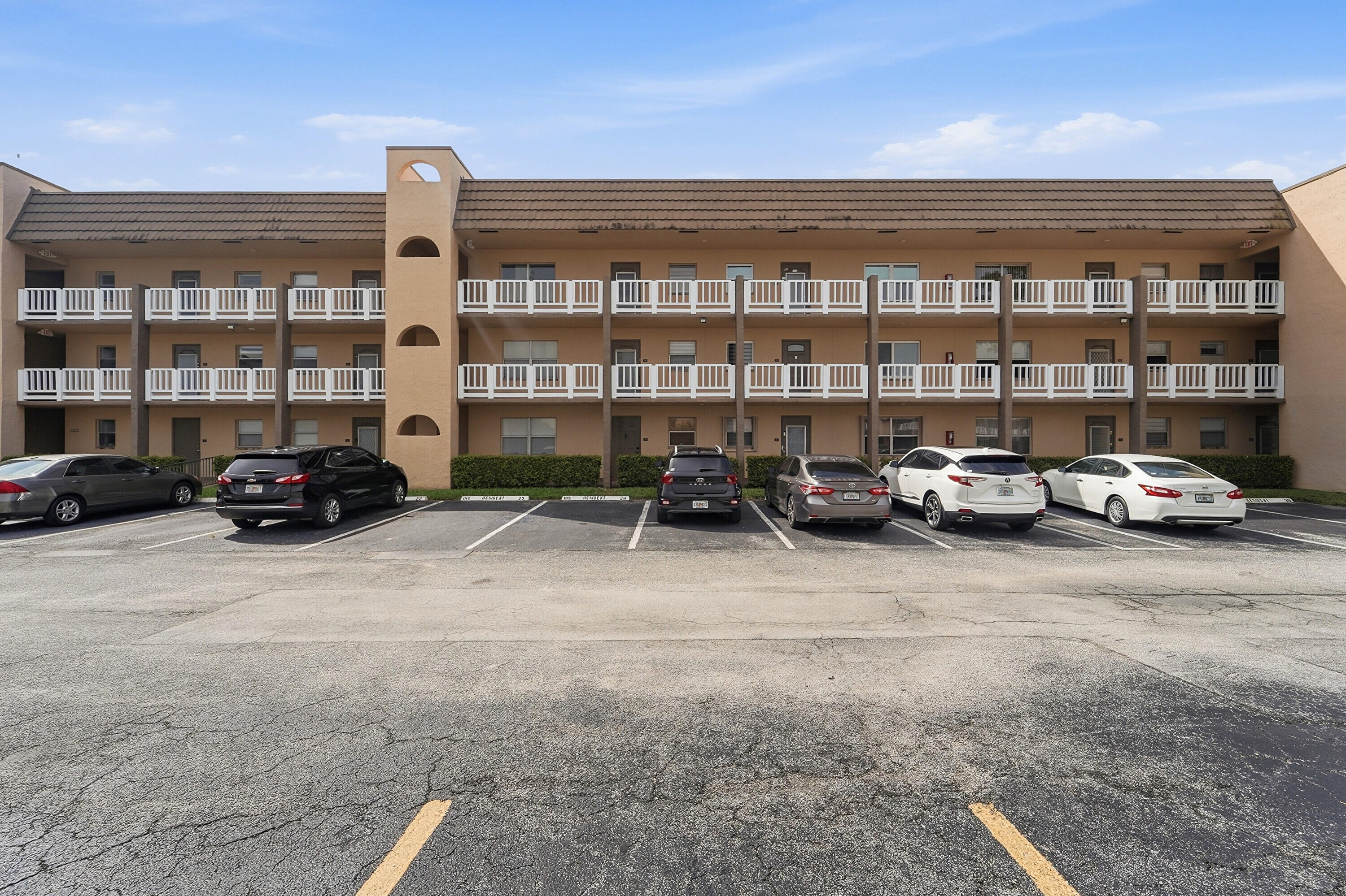 9360 Sunrise Lakes Boulevard Unit: 111
