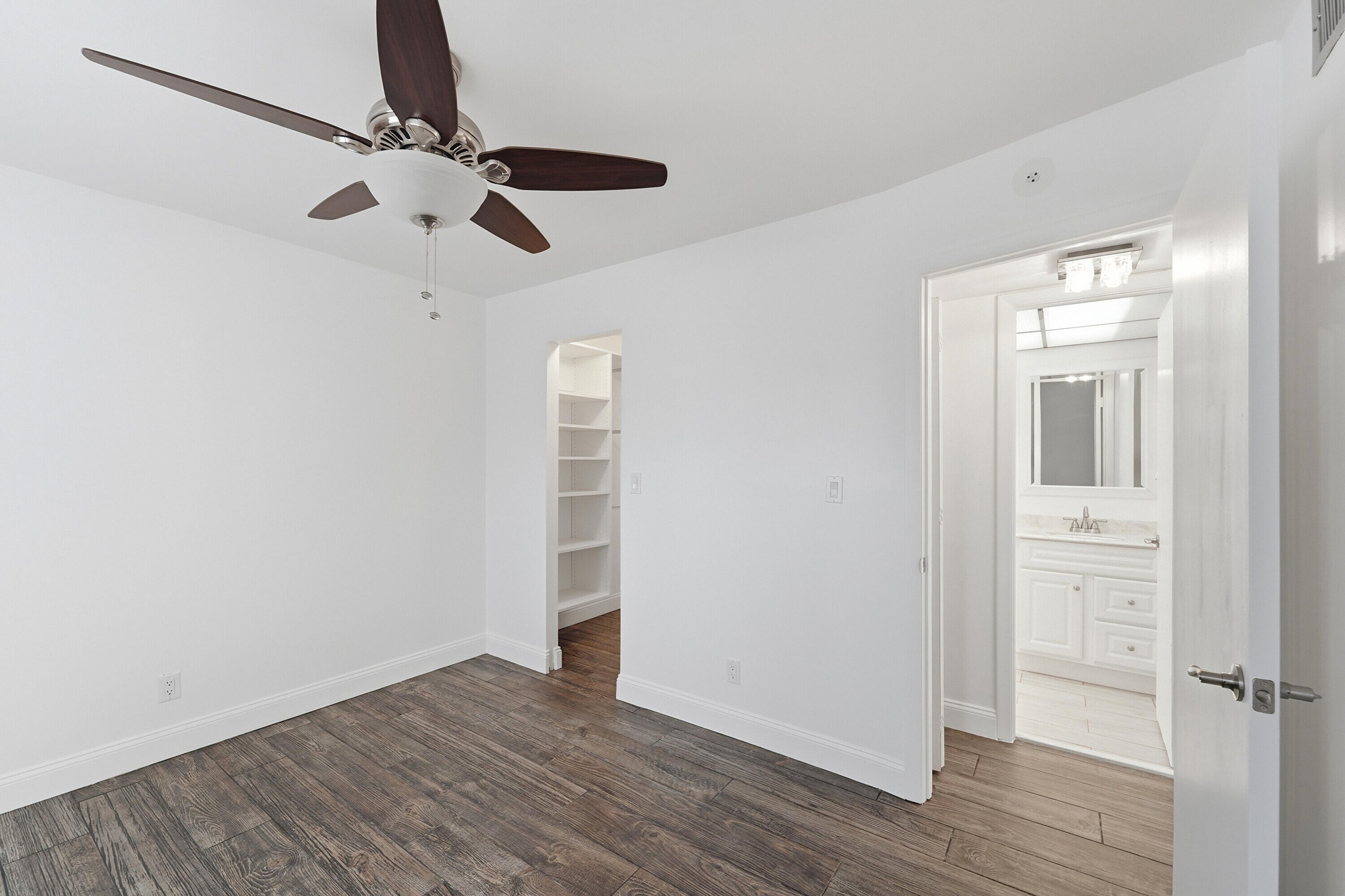 9360 Sunrise Lakes Boulevard Unit: 111