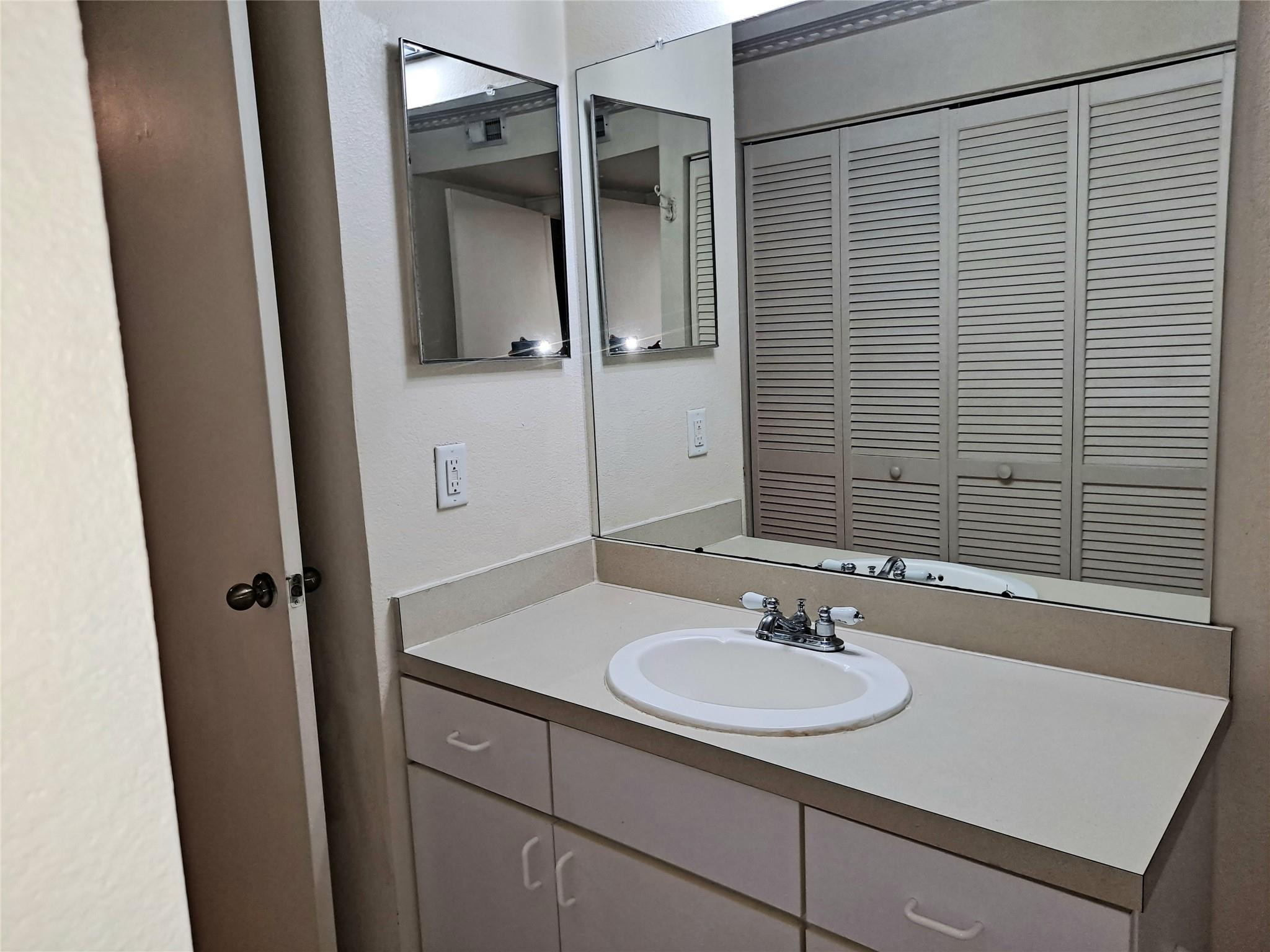 1845 Palm Cove Boulevard 8-107