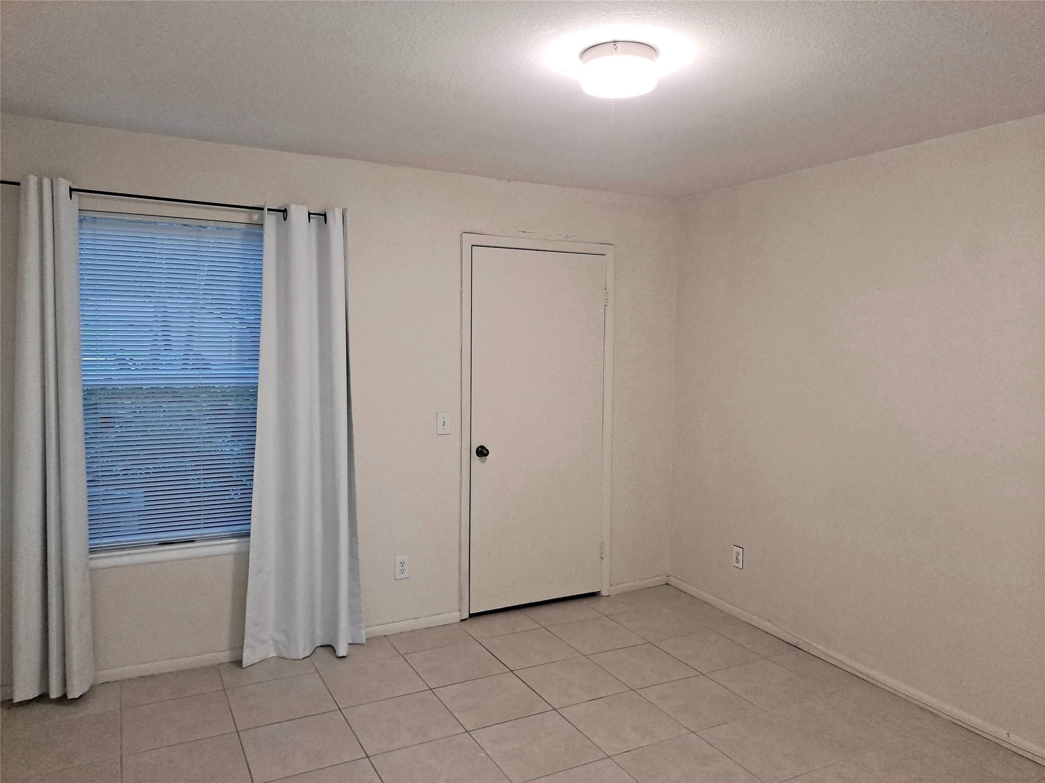 1845 Palm Cove Boulevard 8-107