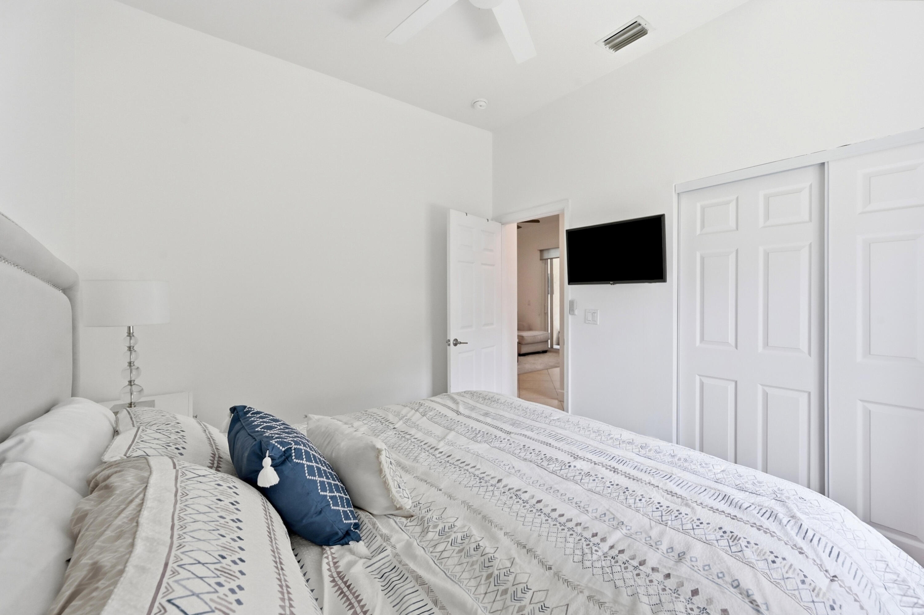 4487 NW 45th Terrace