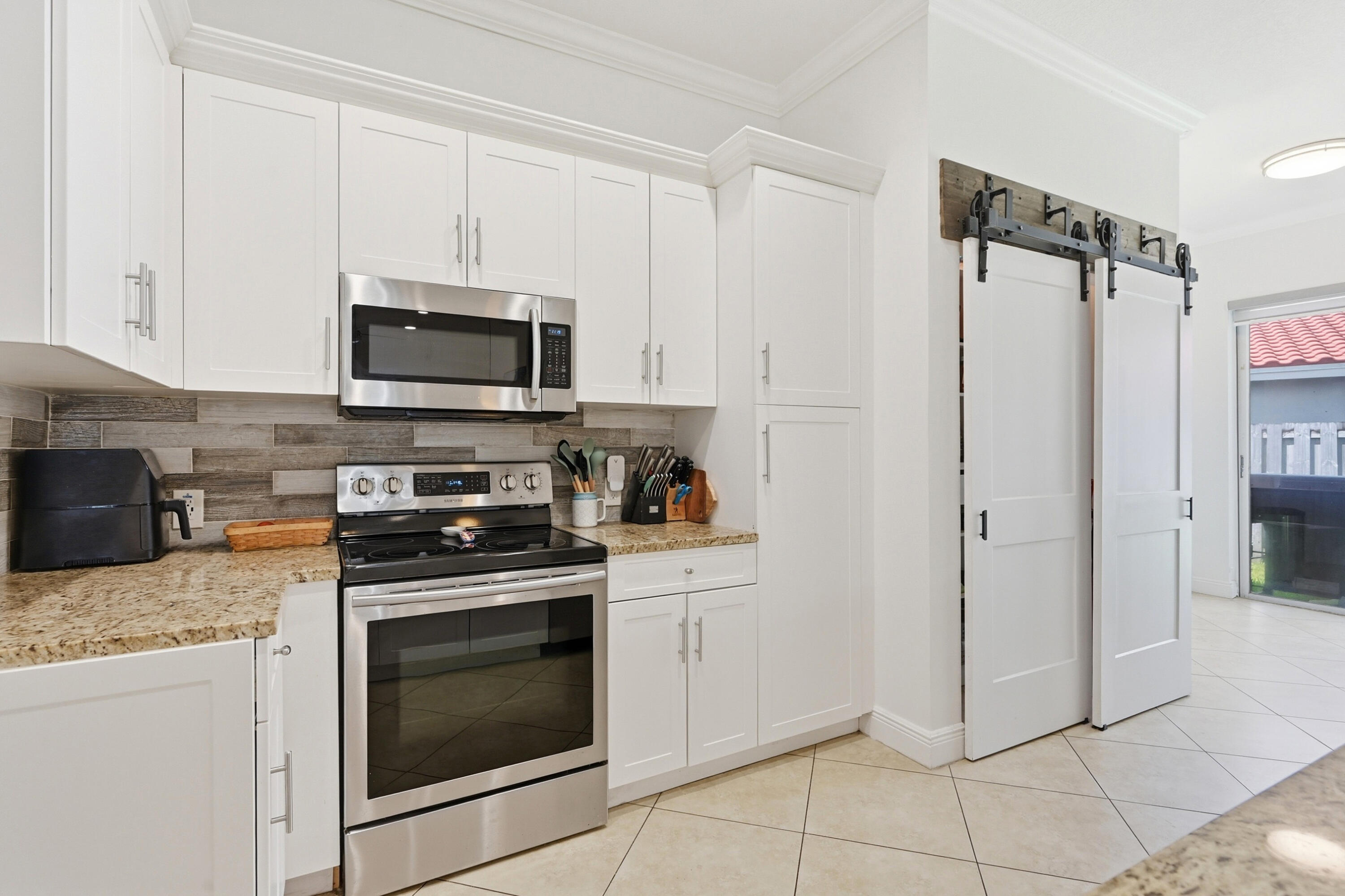 4487 NW 45th Terrace