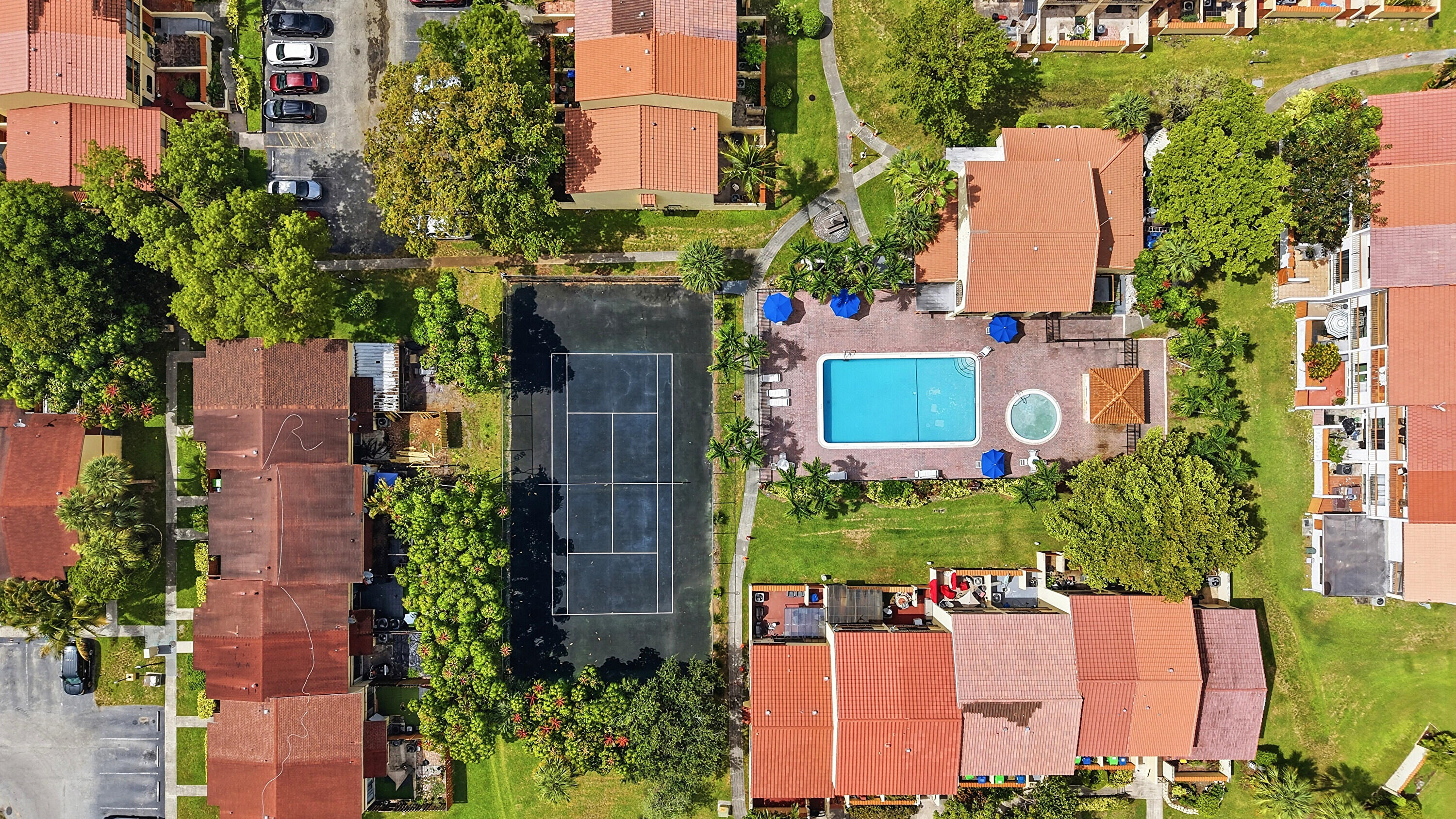 4012 Del Rio Way