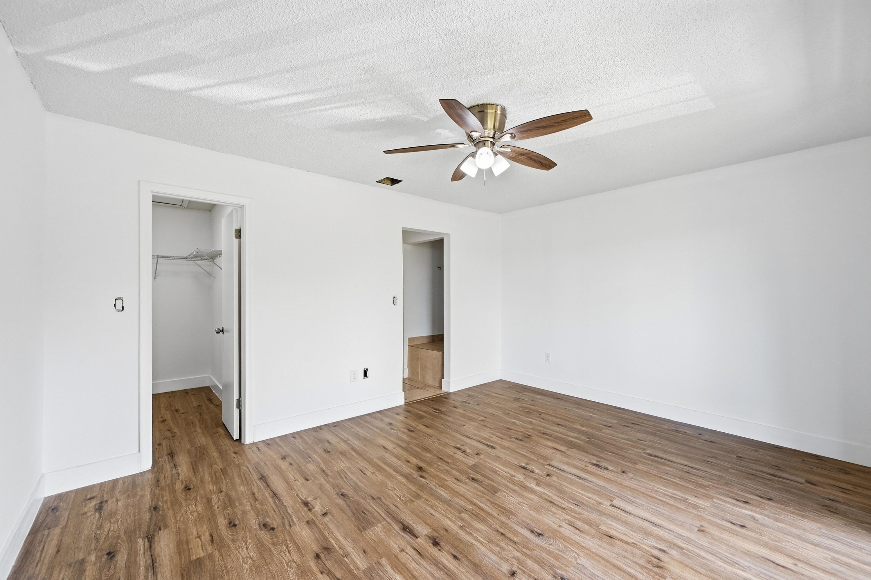 4012 Del Rio Way