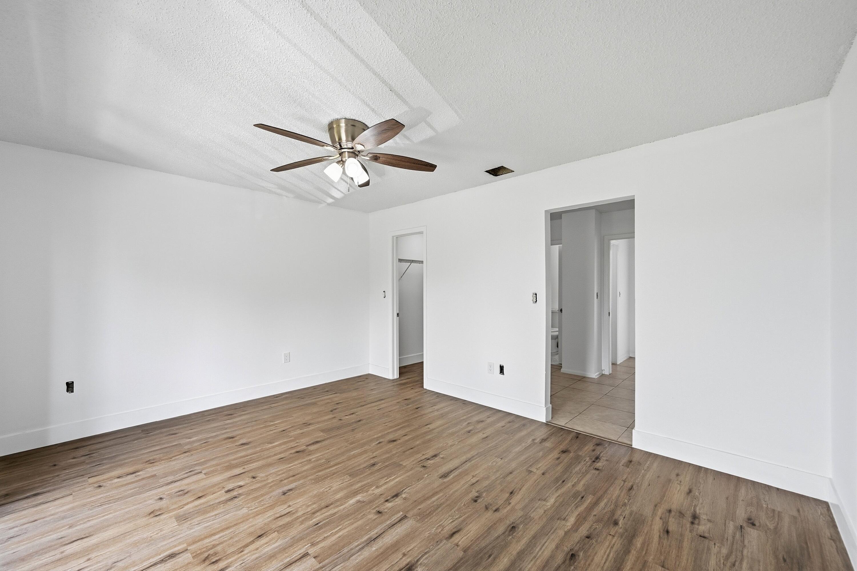 4012 Del Rio Way
