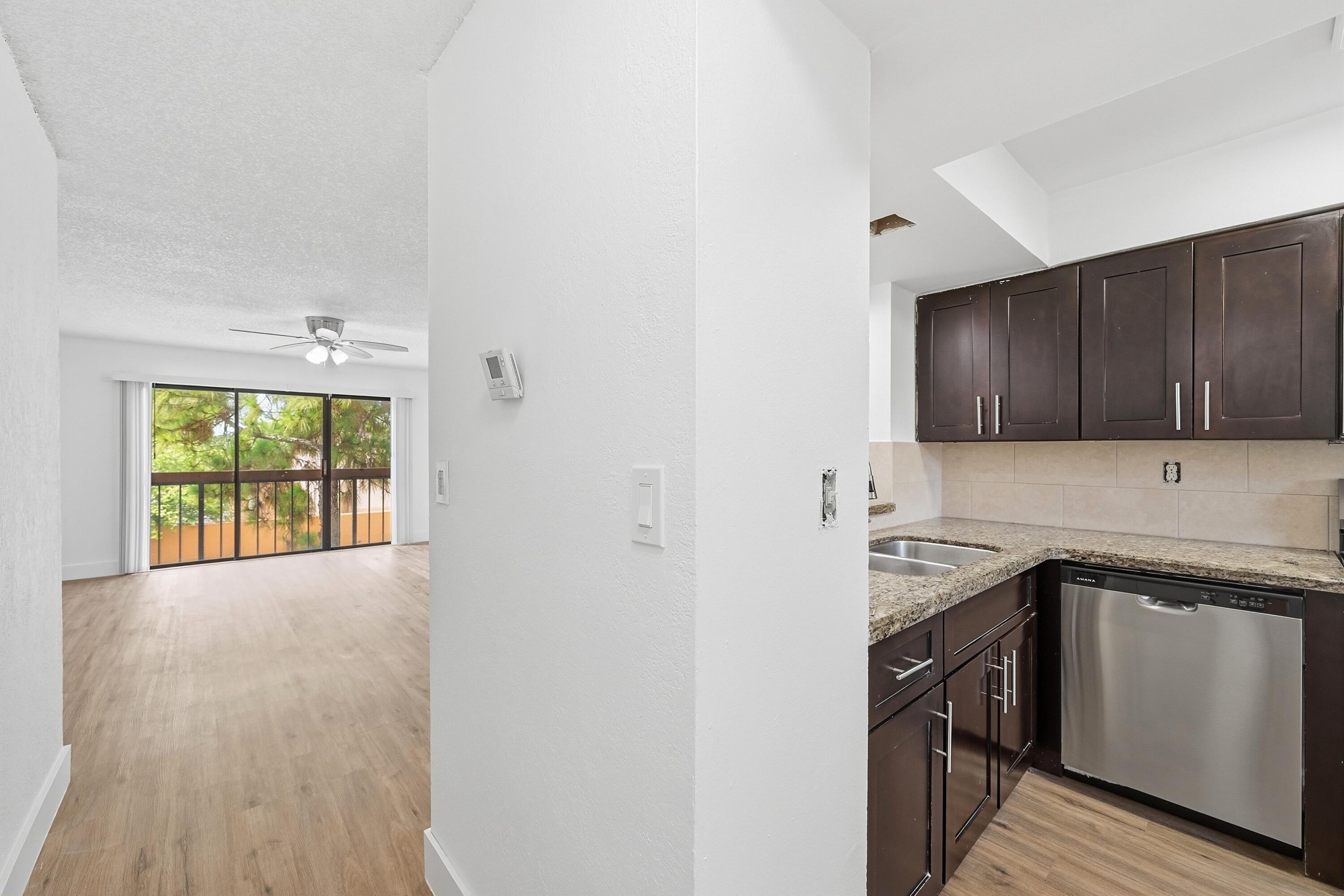 4012 Del Rio Way
