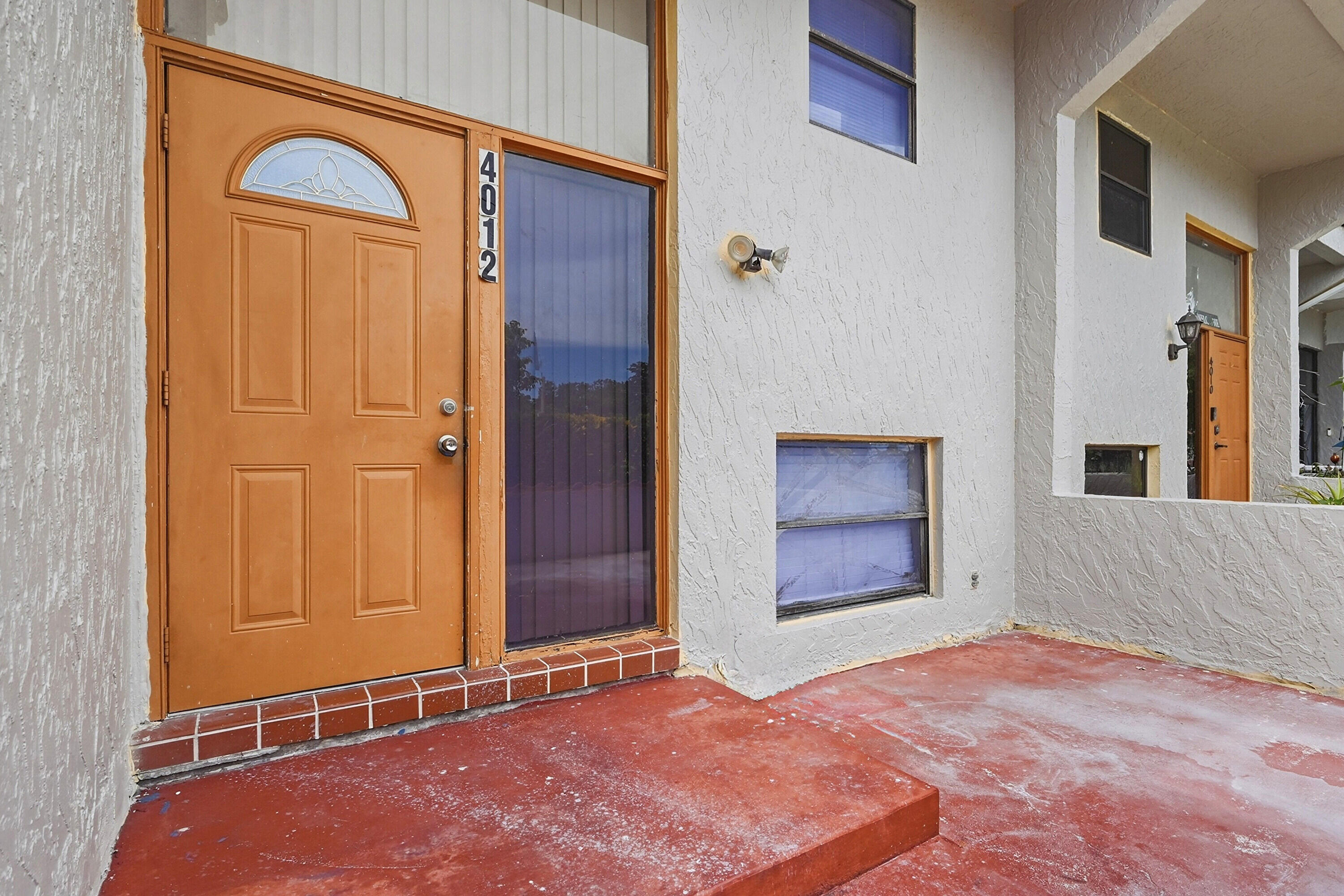 4012 Del Rio Way