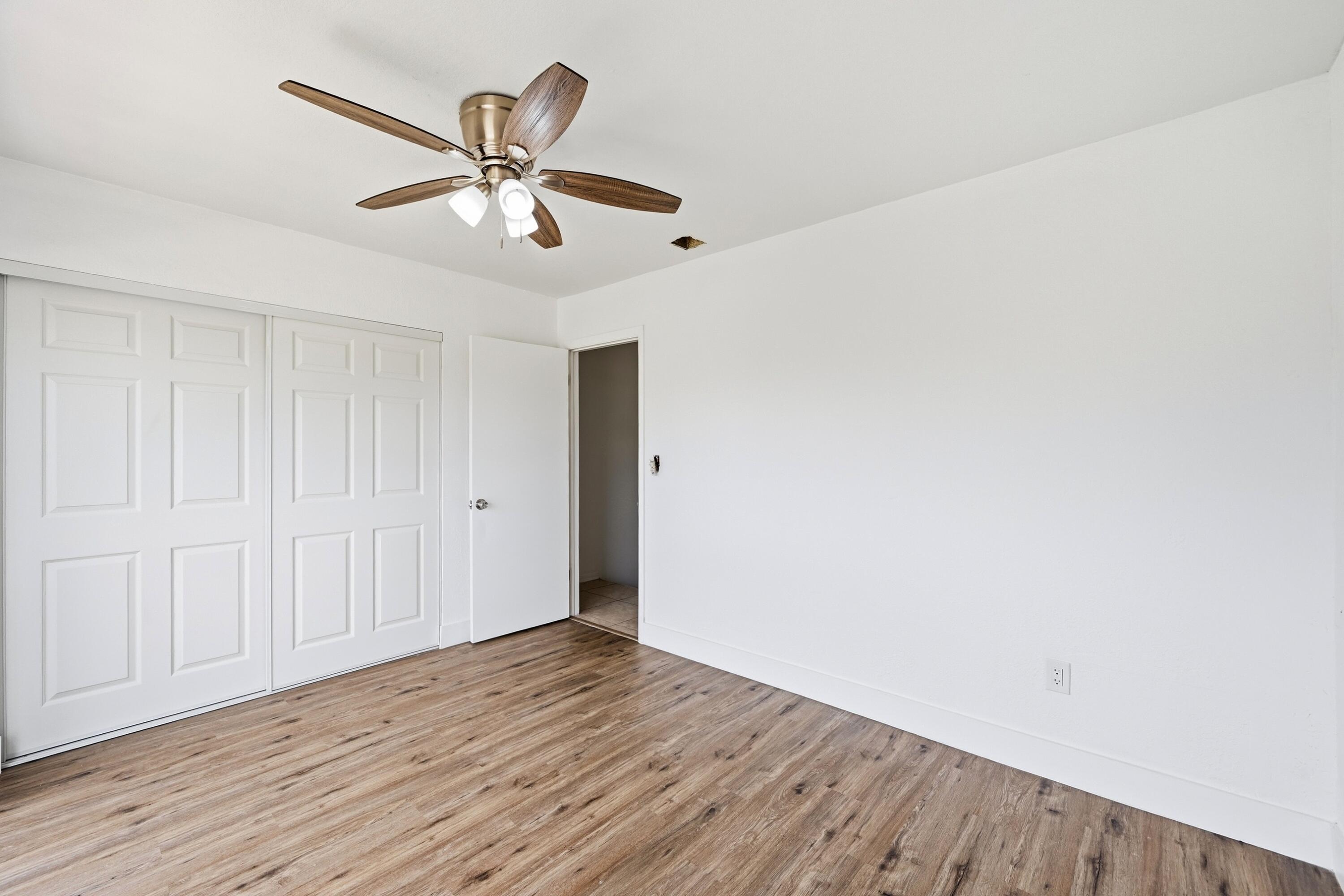 4012 Del Rio Way
