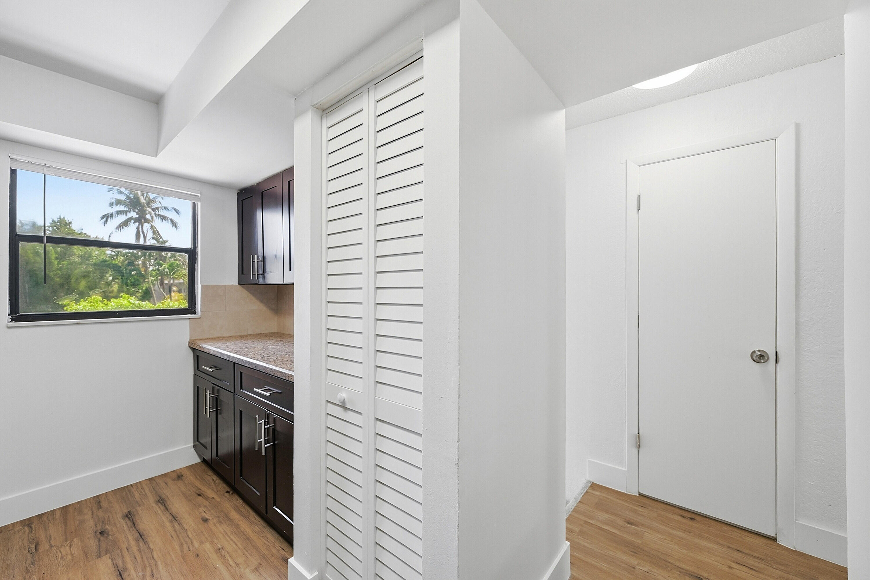 4012 Del Rio Way