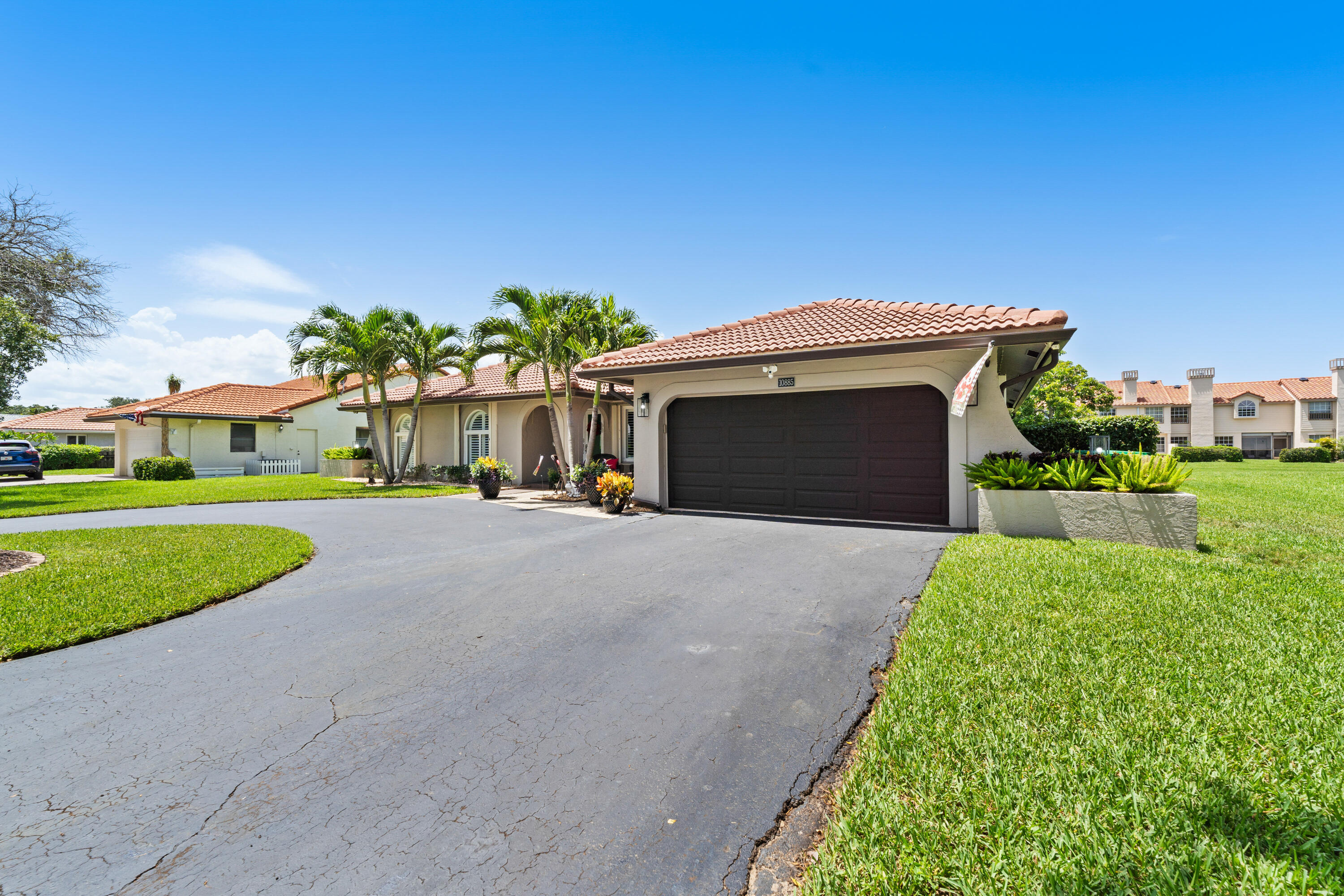 10885 SW 1st Court