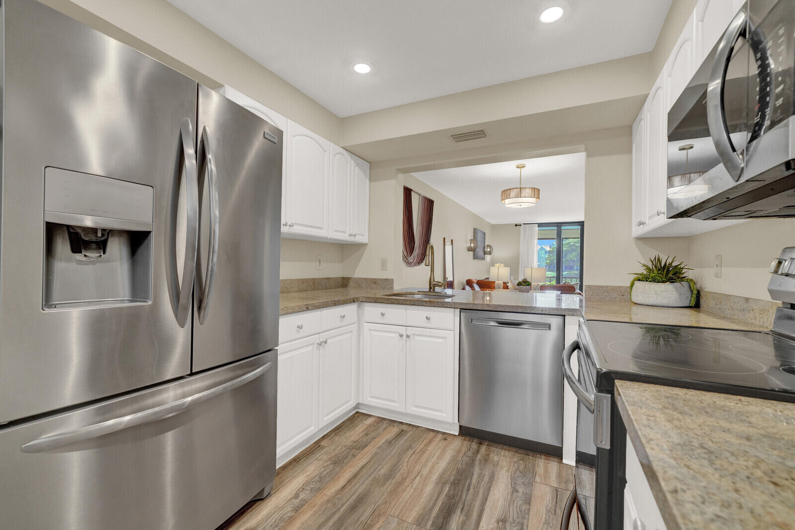 1850 Homewood Boulevard 108