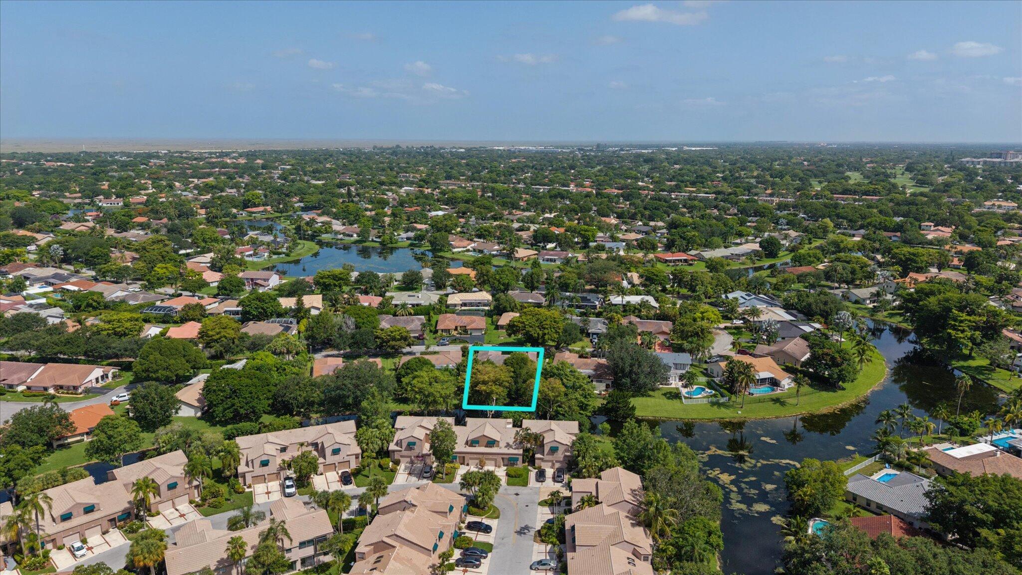10884 NW 17TH Manor
