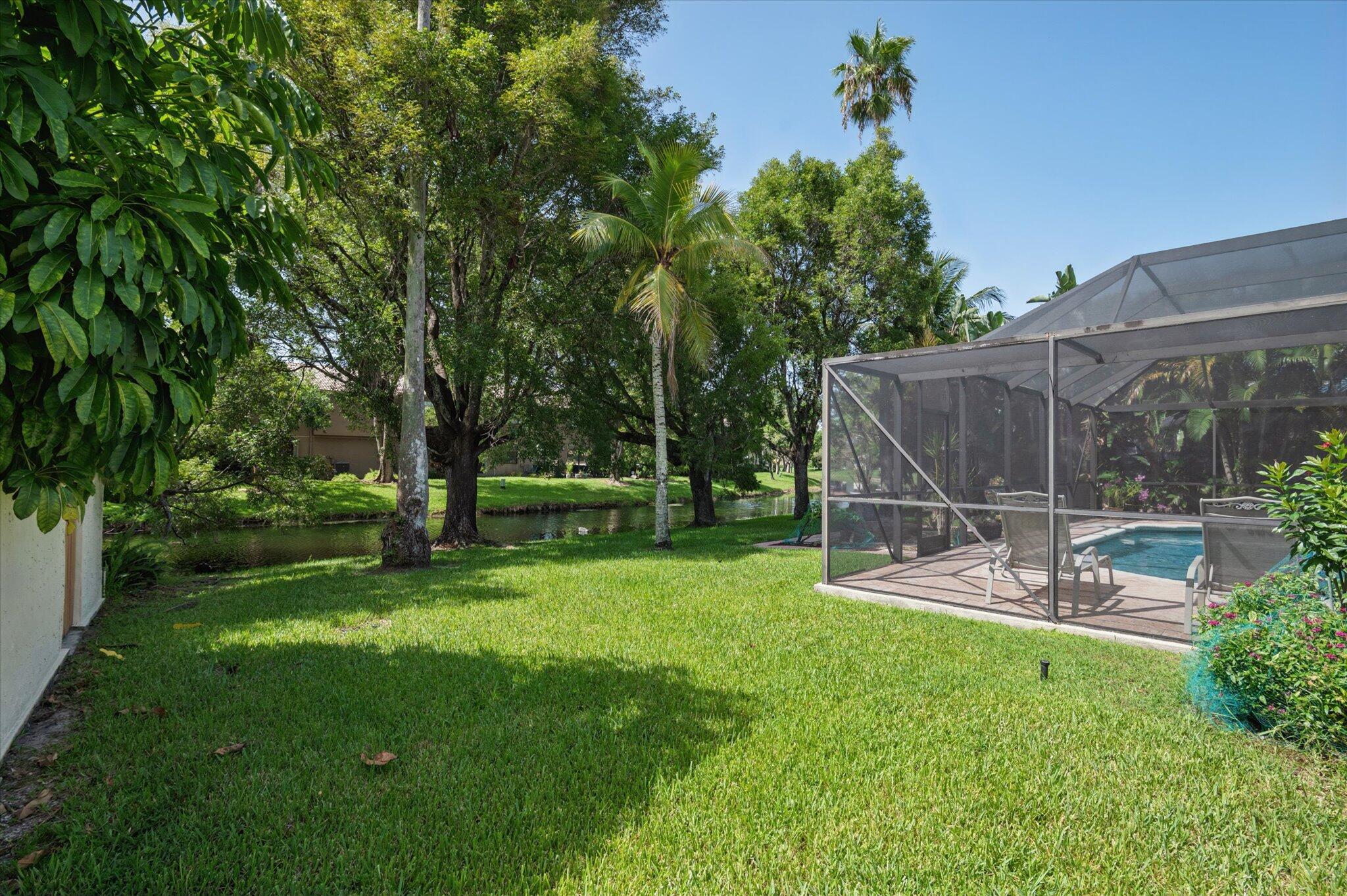 10884 NW 17TH Manor