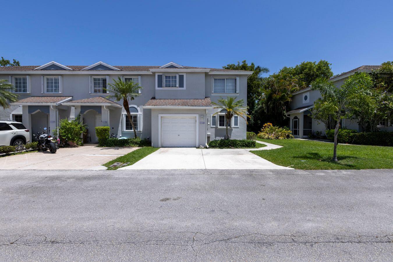 1130 SW 44th Avenue
