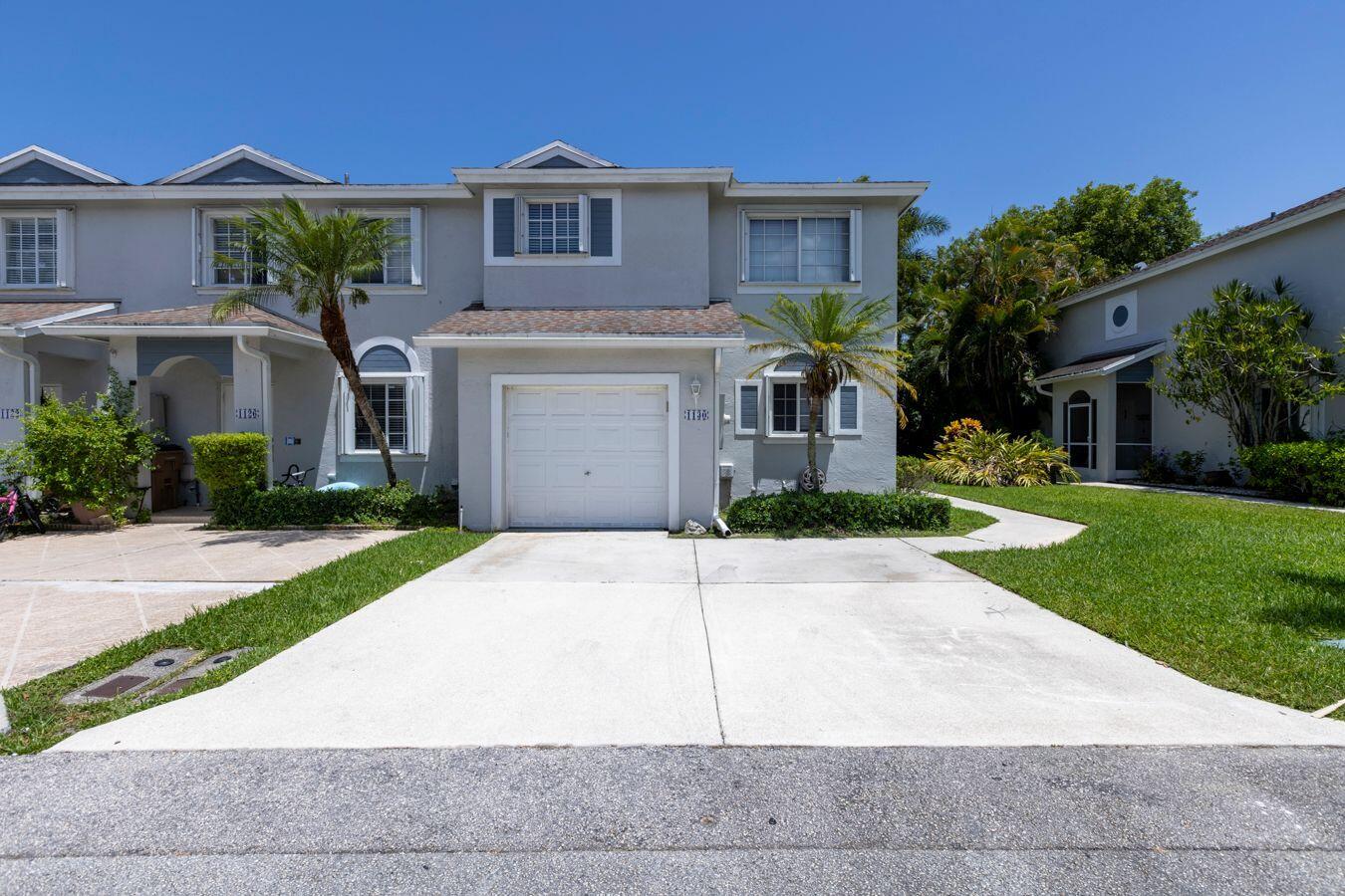 1130 SW 44th Avenue