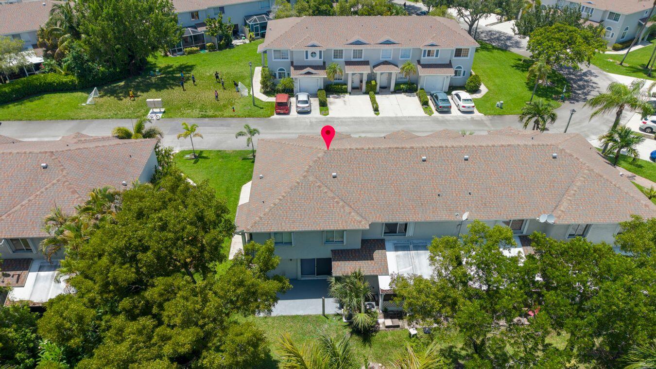 1130 SW 44th Avenue