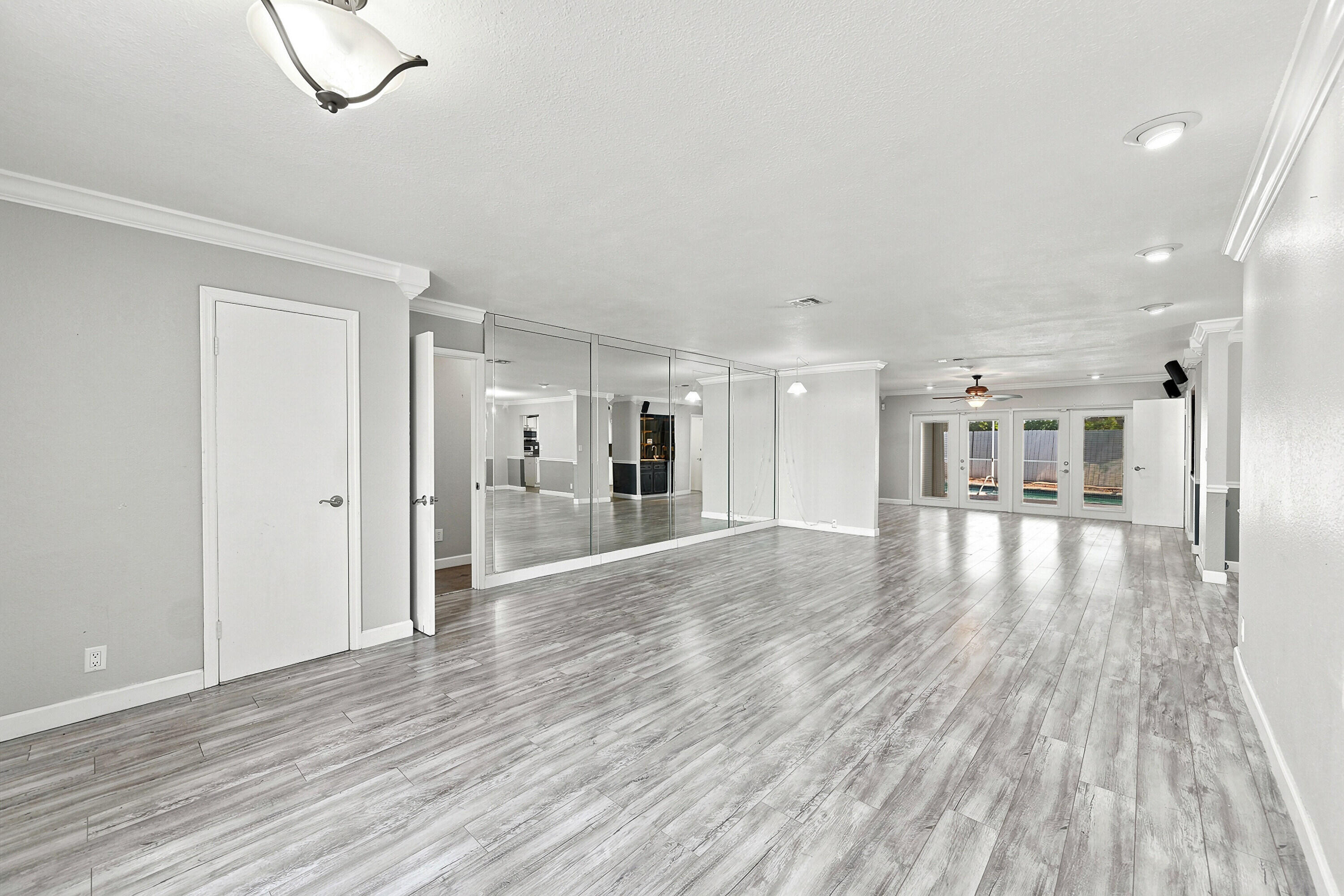 5831 NW 56TH Place