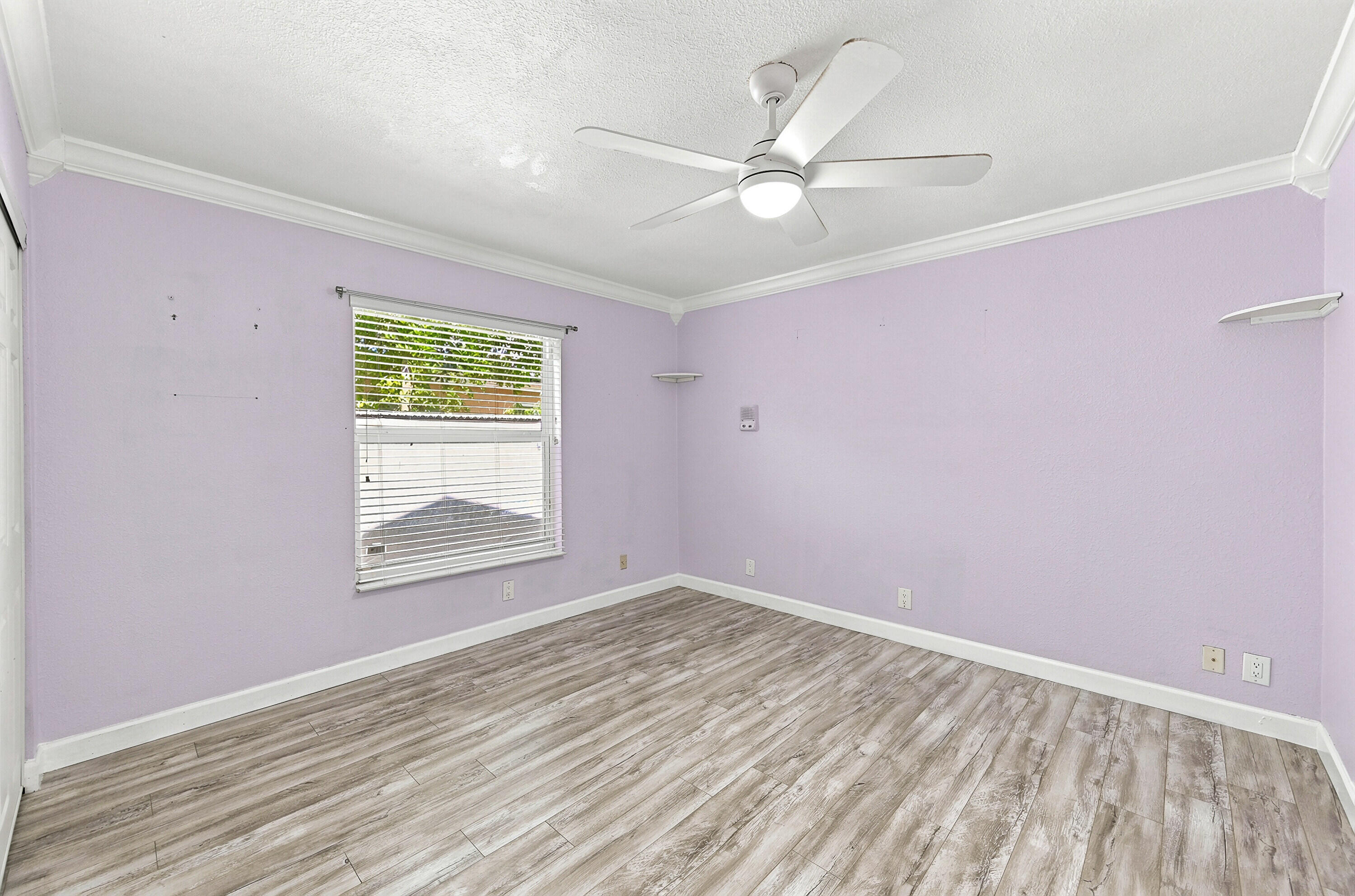 5831 NW 56TH Place