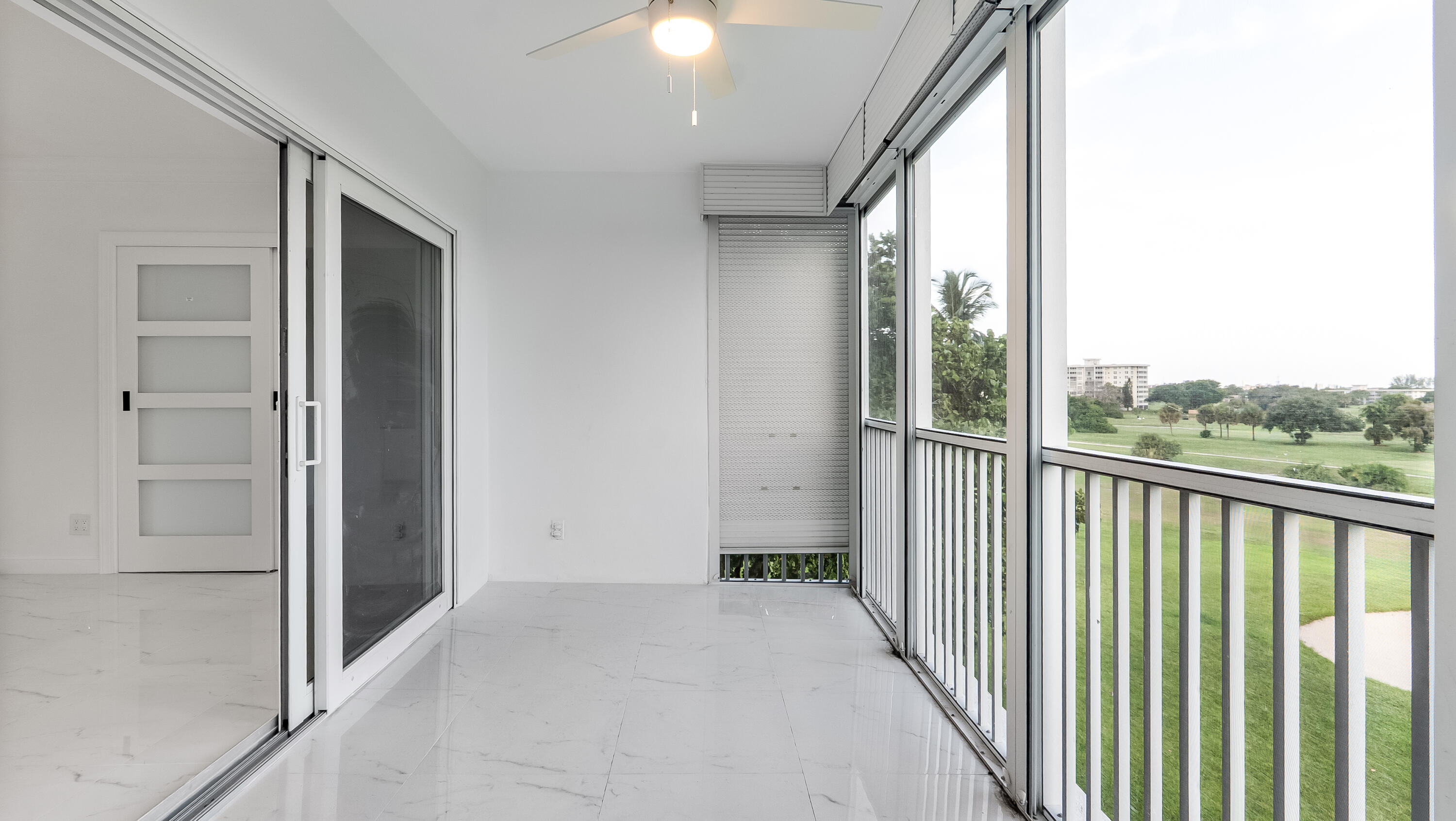 3000 N PALM AIRE Drive 407
