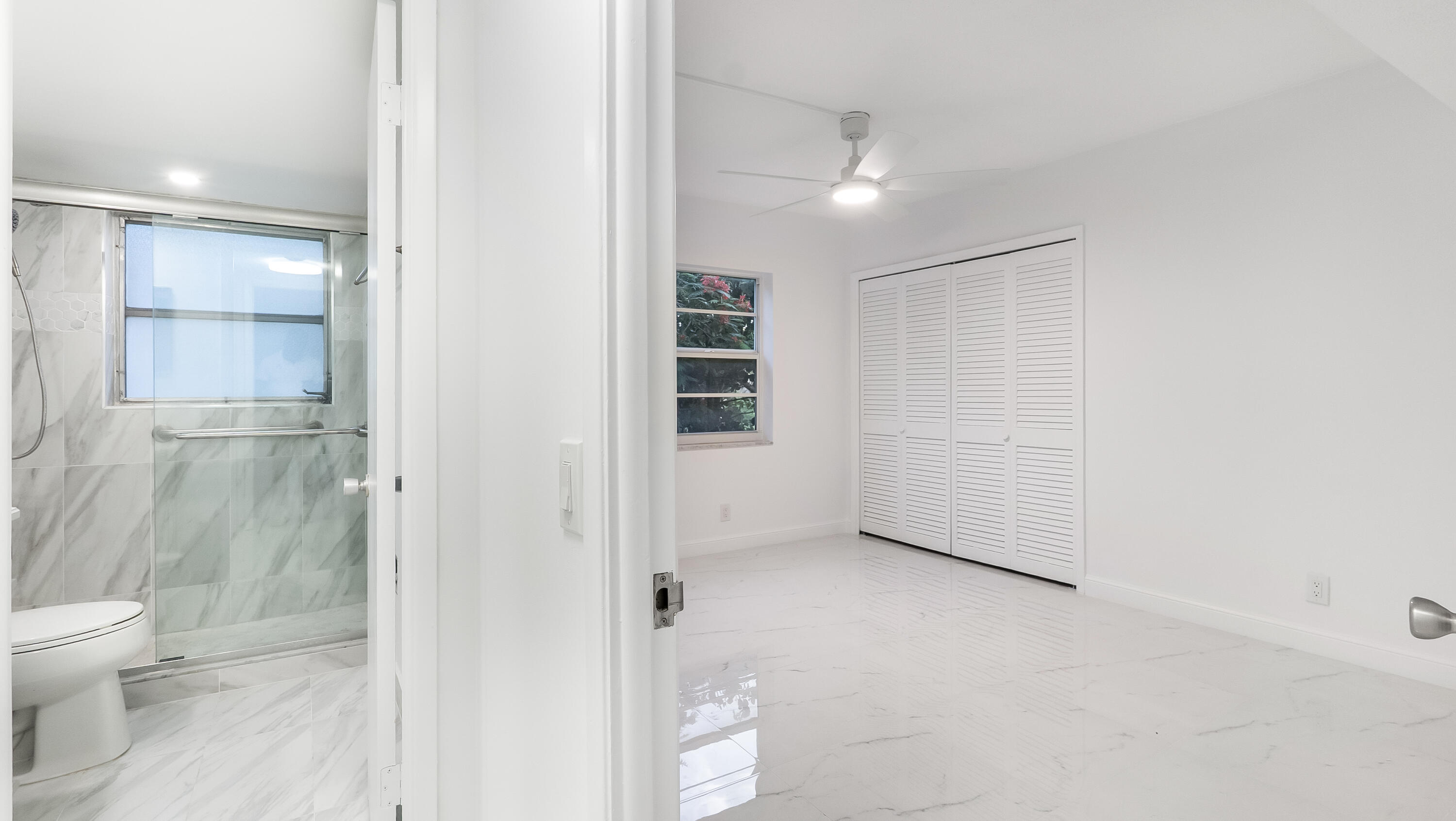 3000 N PALM AIRE Drive 407