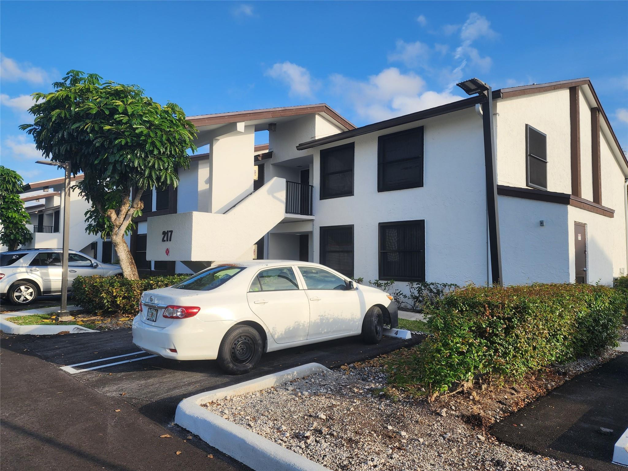 217 LAKE POINTE Drive 107
