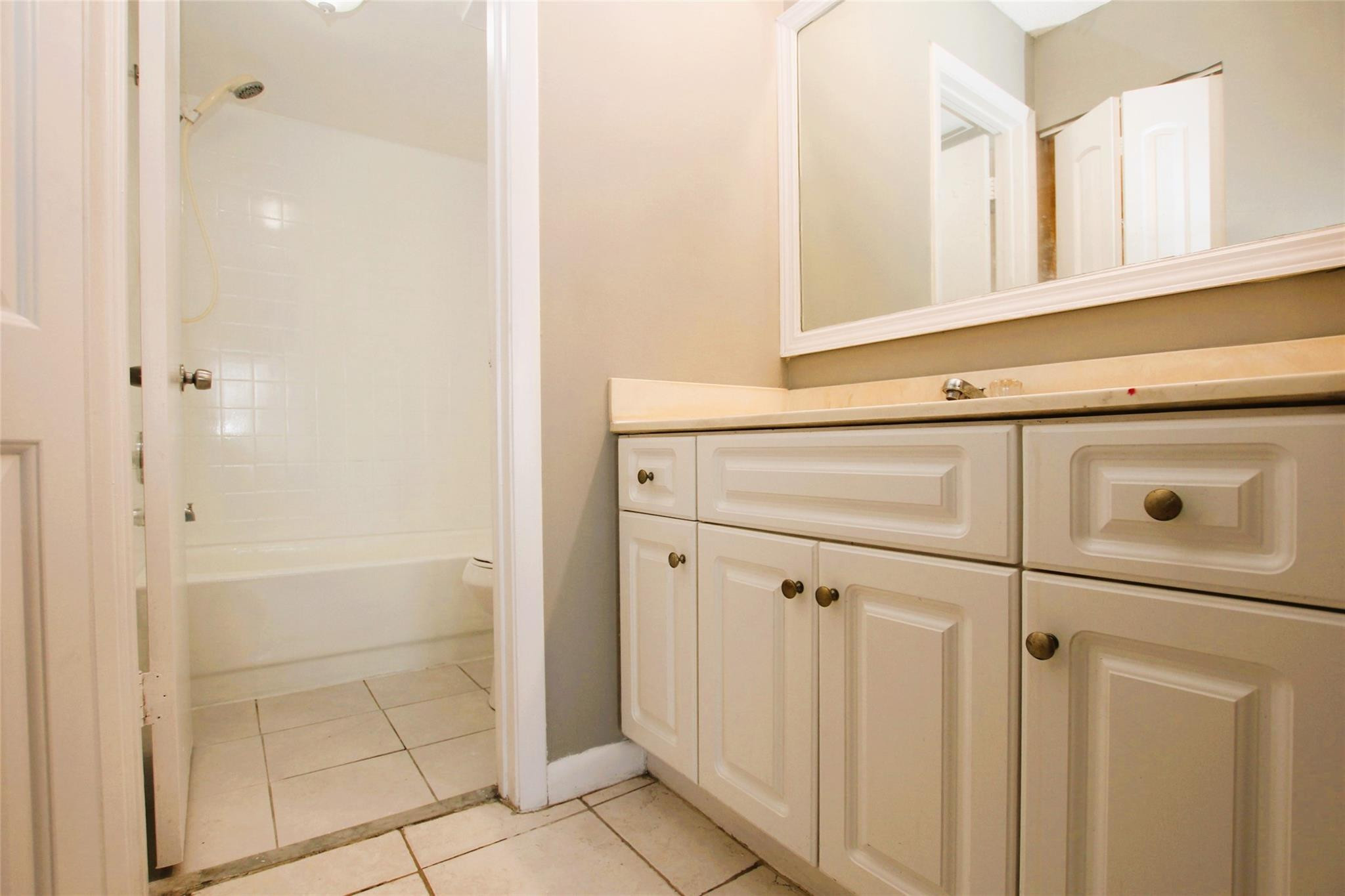 217 LAKE POINTE Drive 107