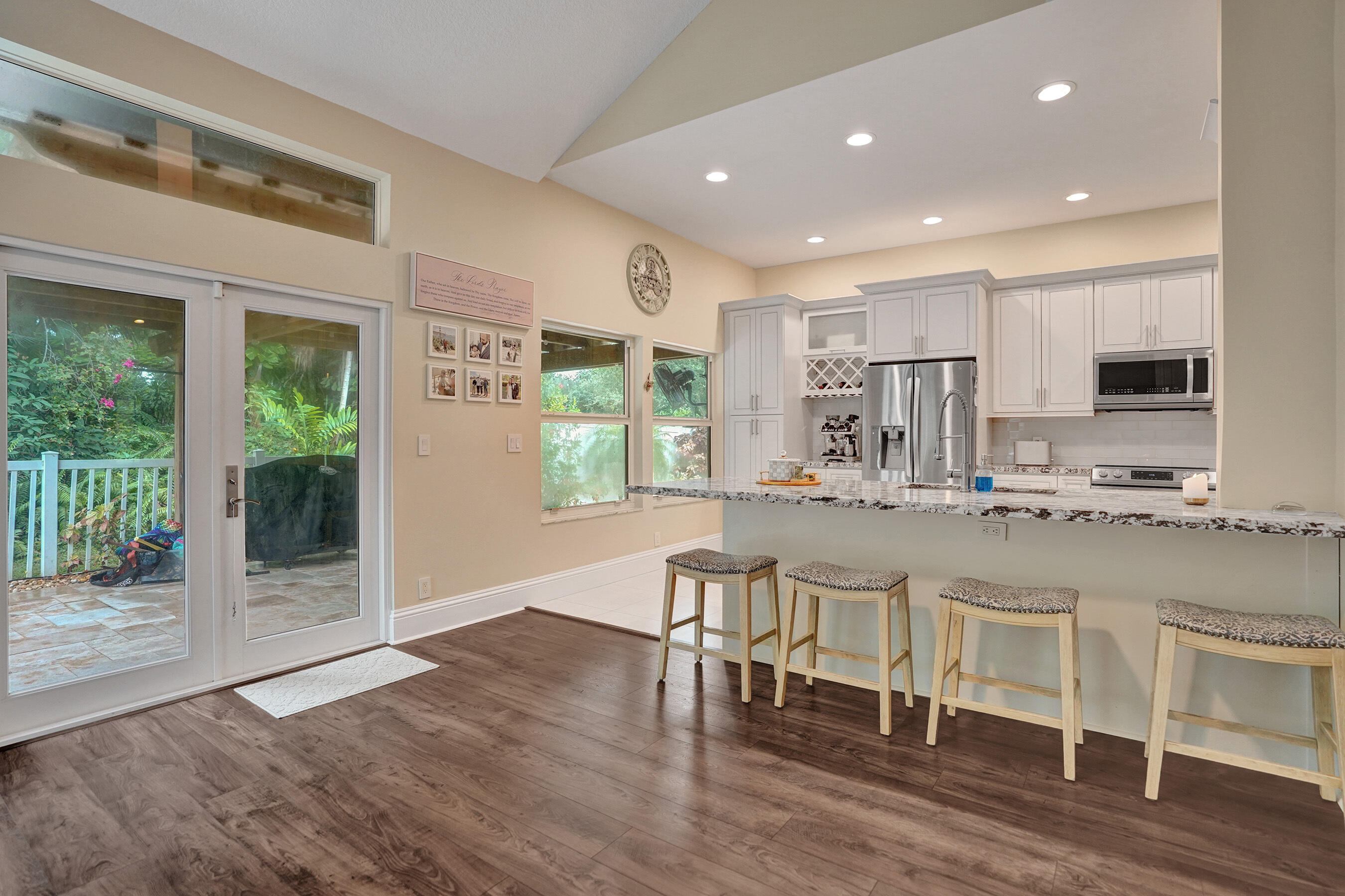 6400 NW 57TH Lane